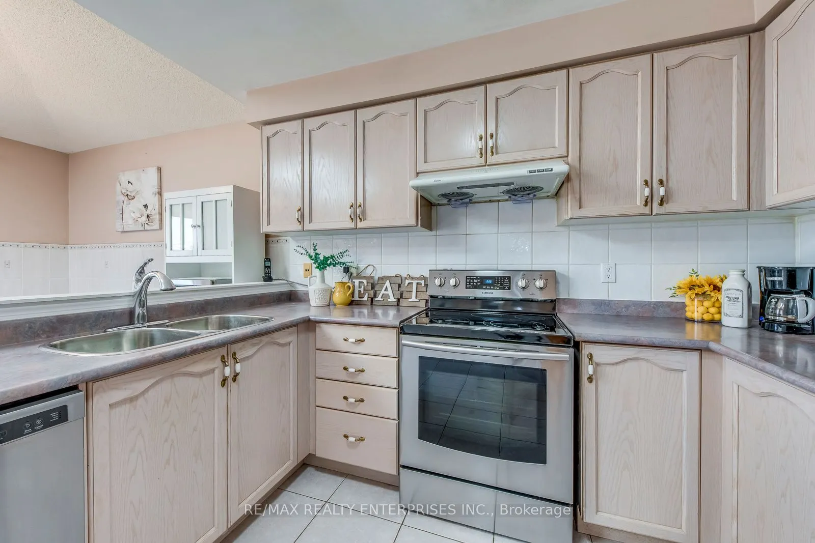 22 Sweet Briar Lane