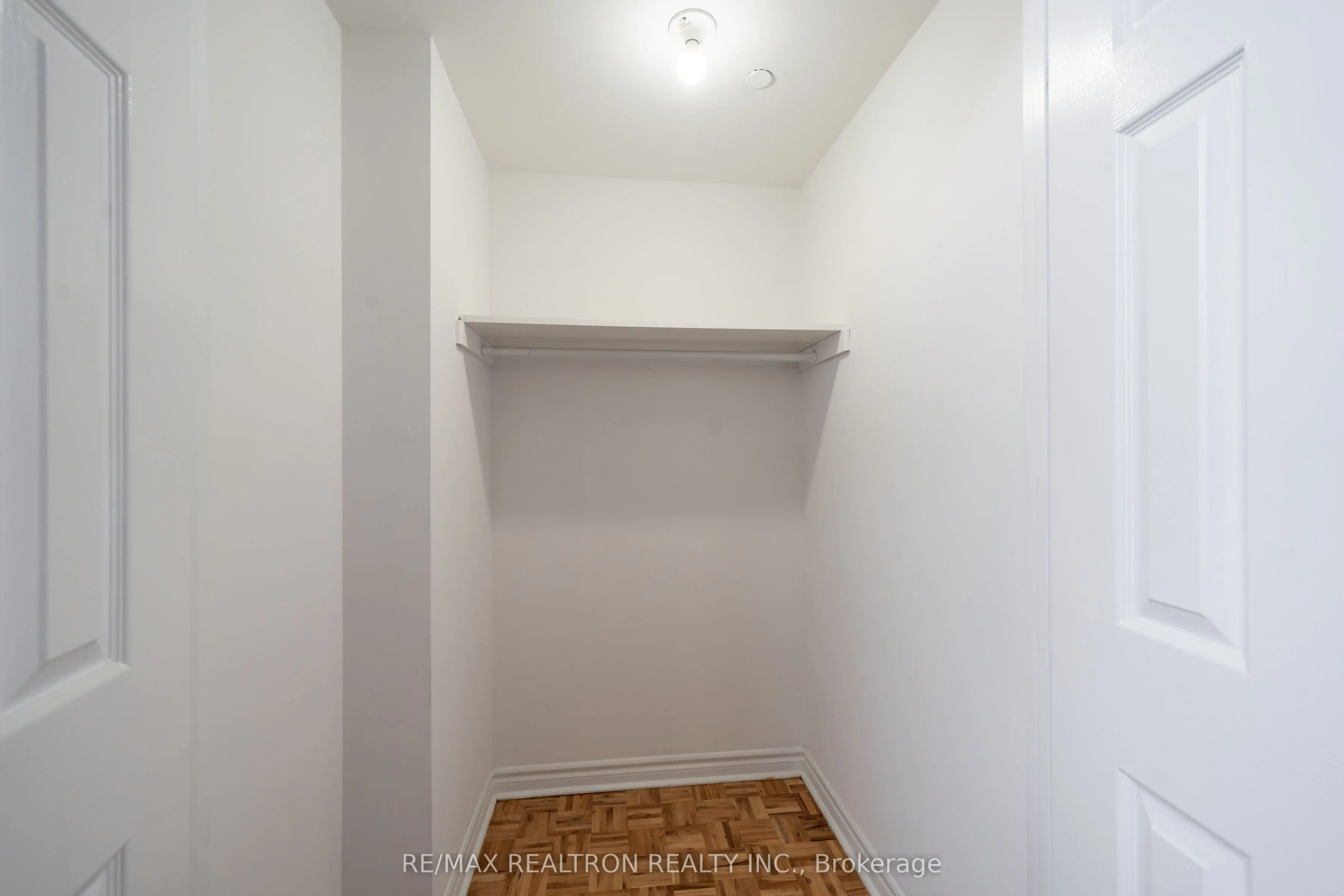 1407 Dupont Street, #209