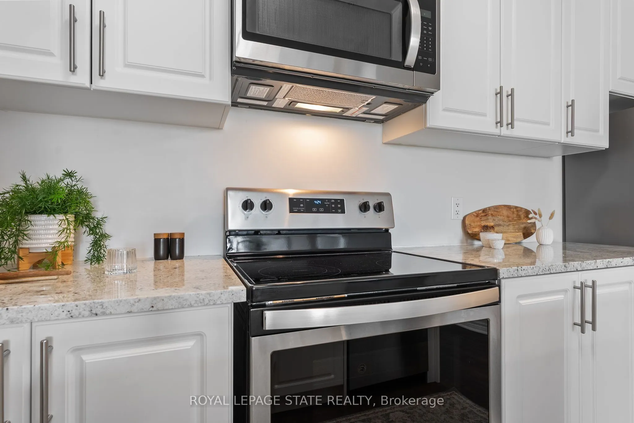 150 Oak Park Boulevard, #315