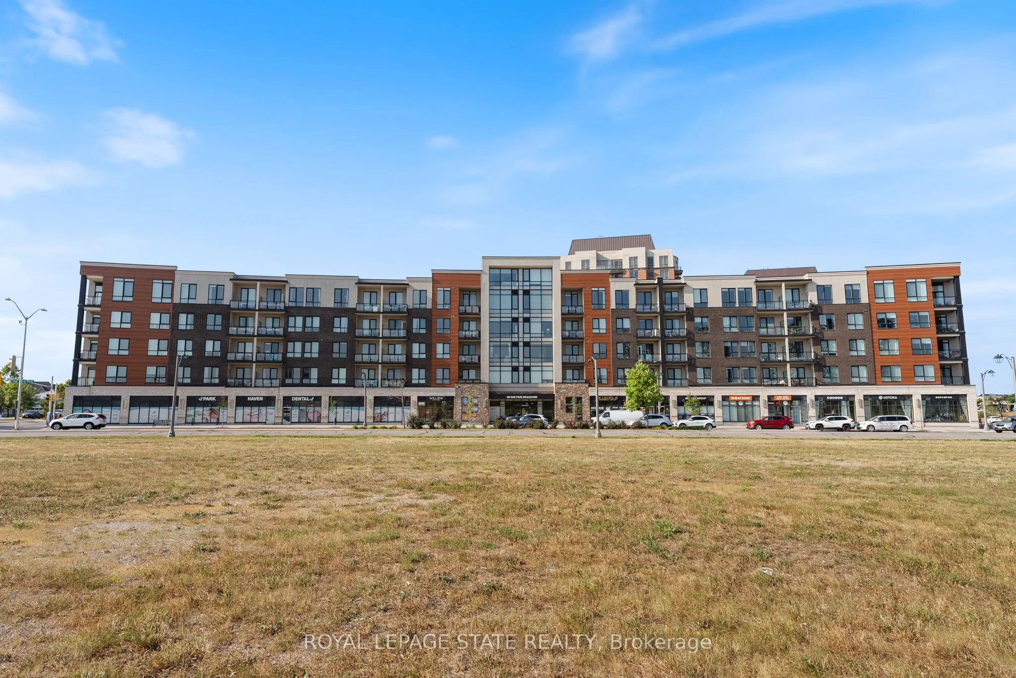 150 Oak Park Boulevard, #315