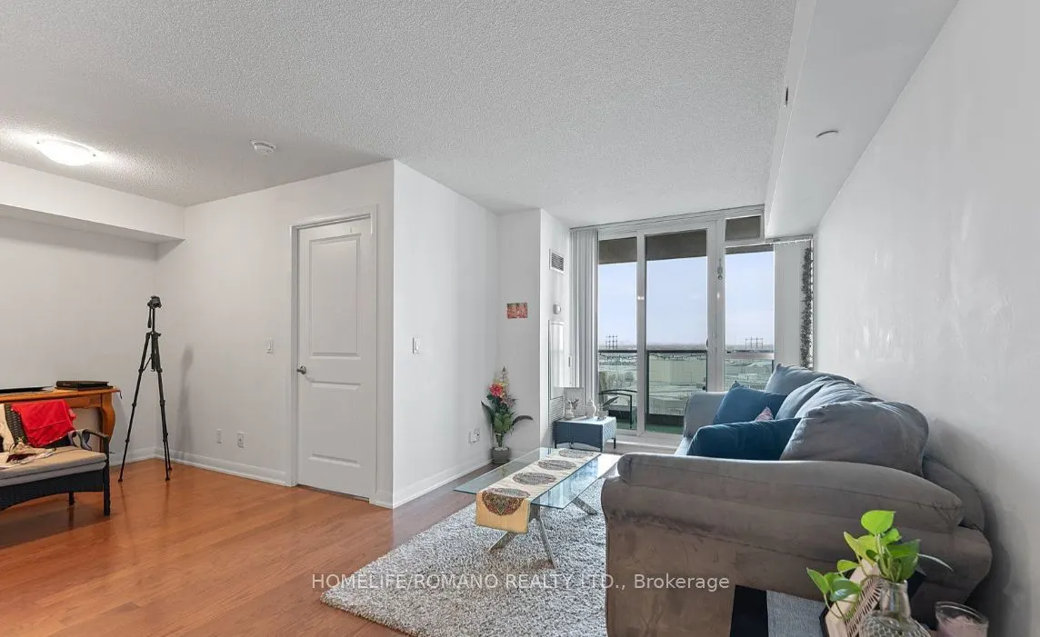 215 Sherway Gardens Road, #1008