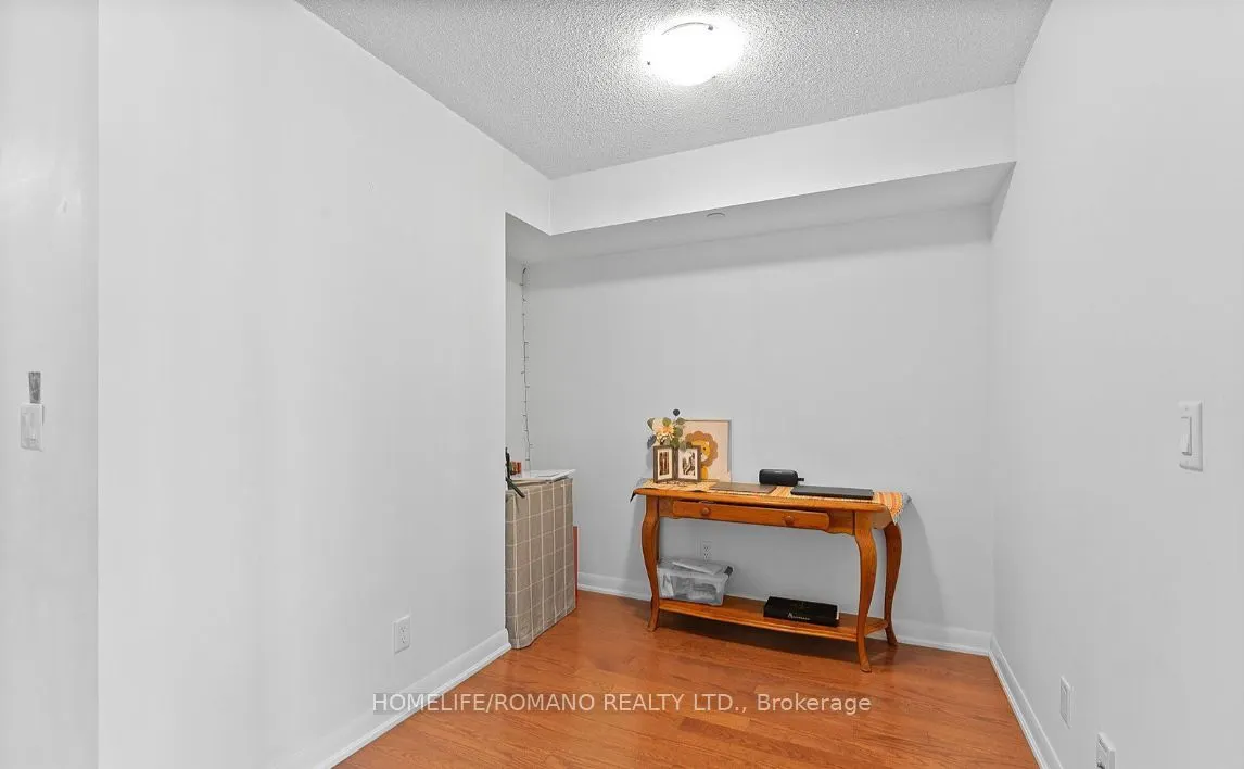 215 Sherway Gardens Road, #1008
