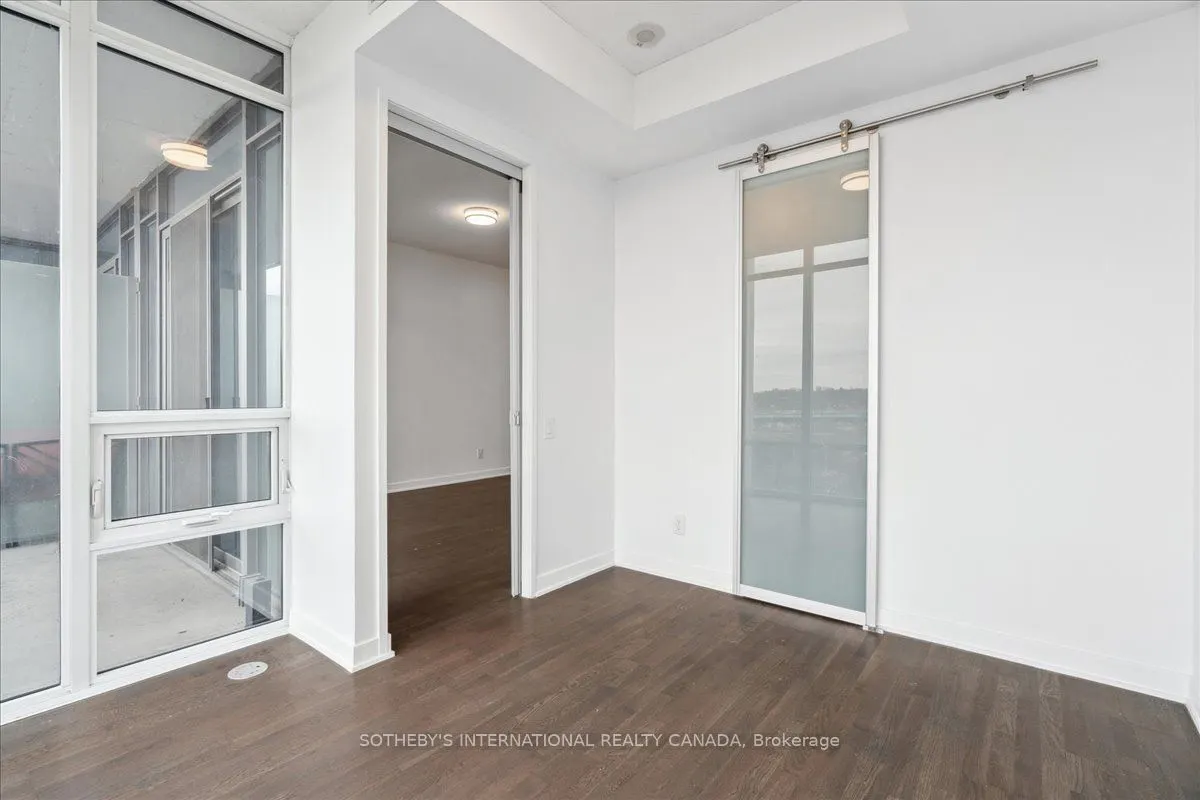 90 Park Lawn Road, #915