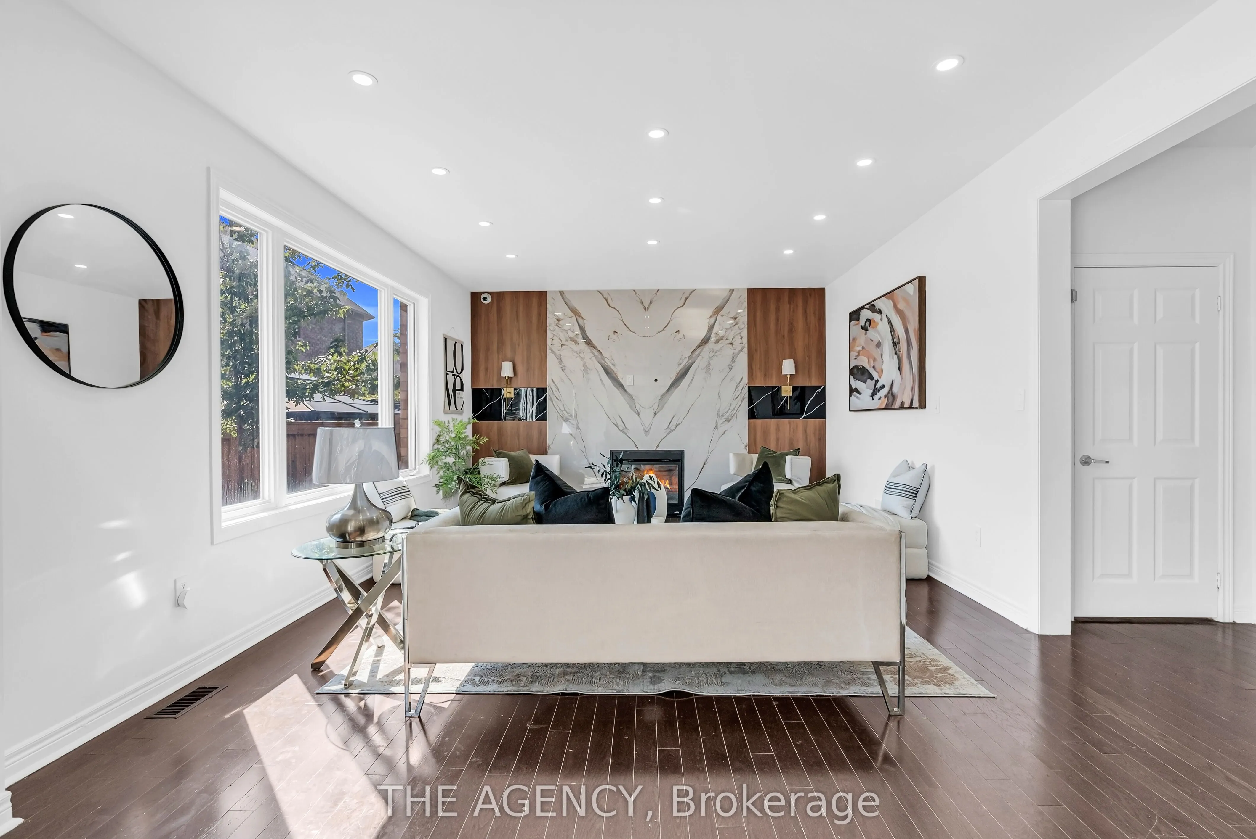 13 Waterwide Crescent