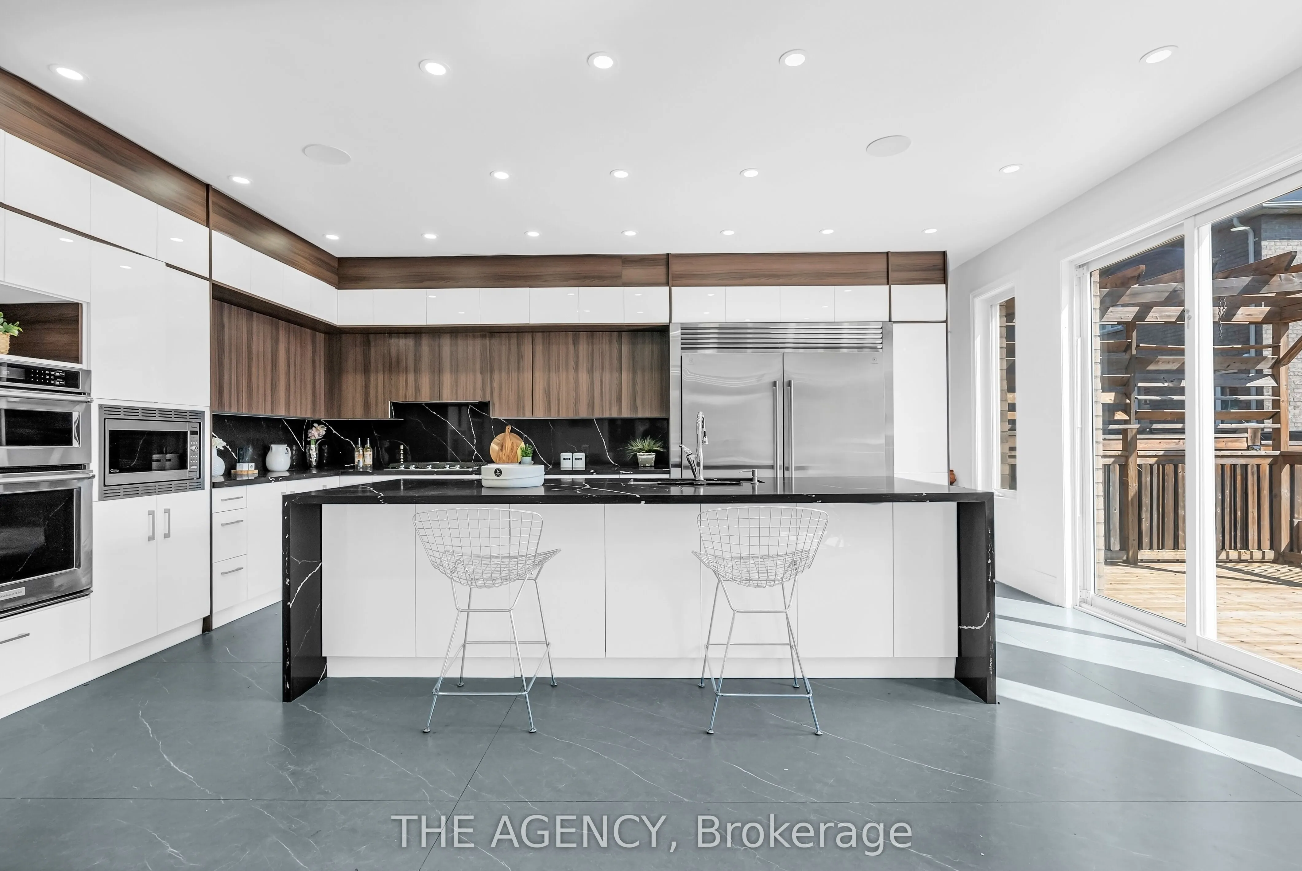 13 Waterwide Crescent