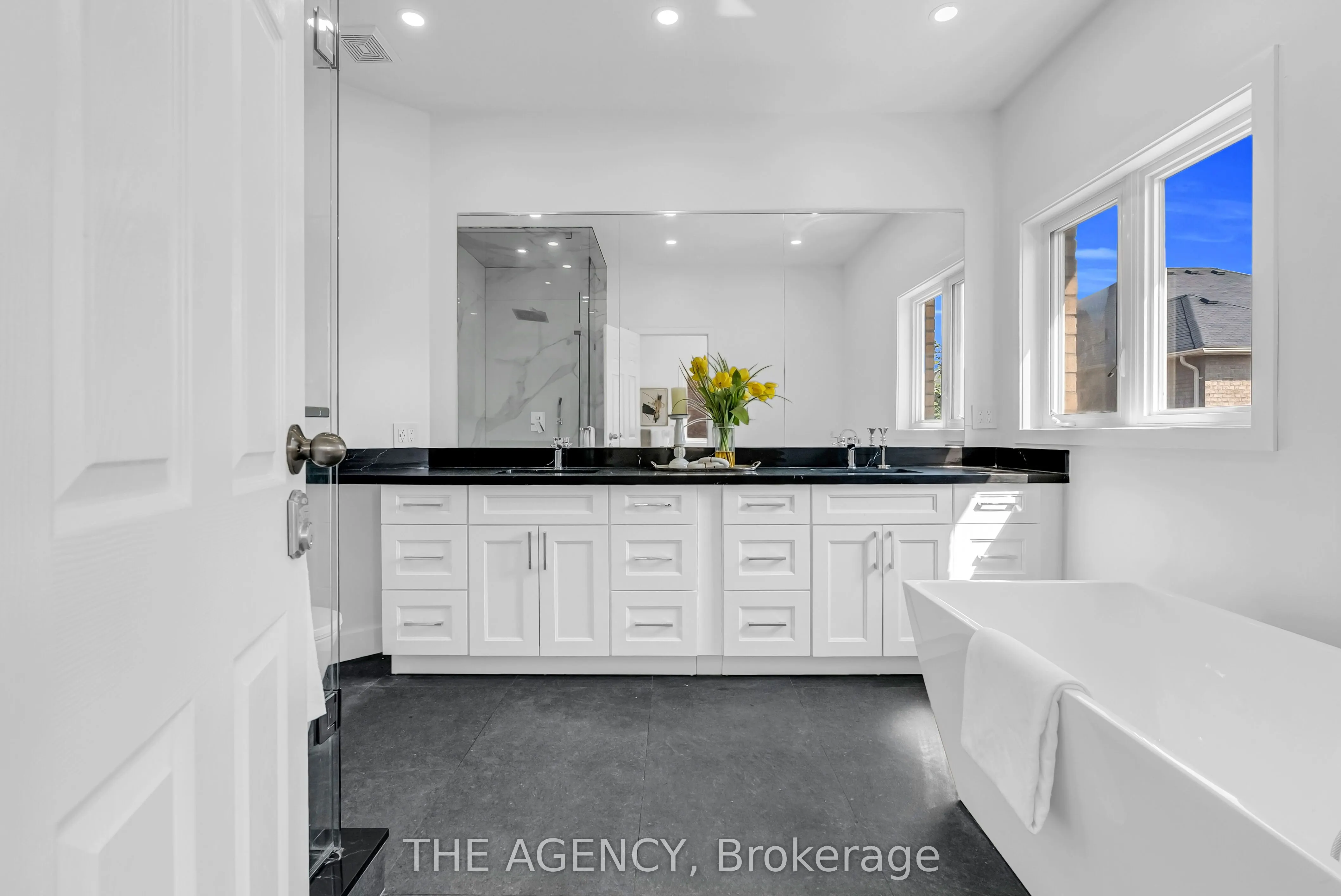 13 Waterwide Crescent