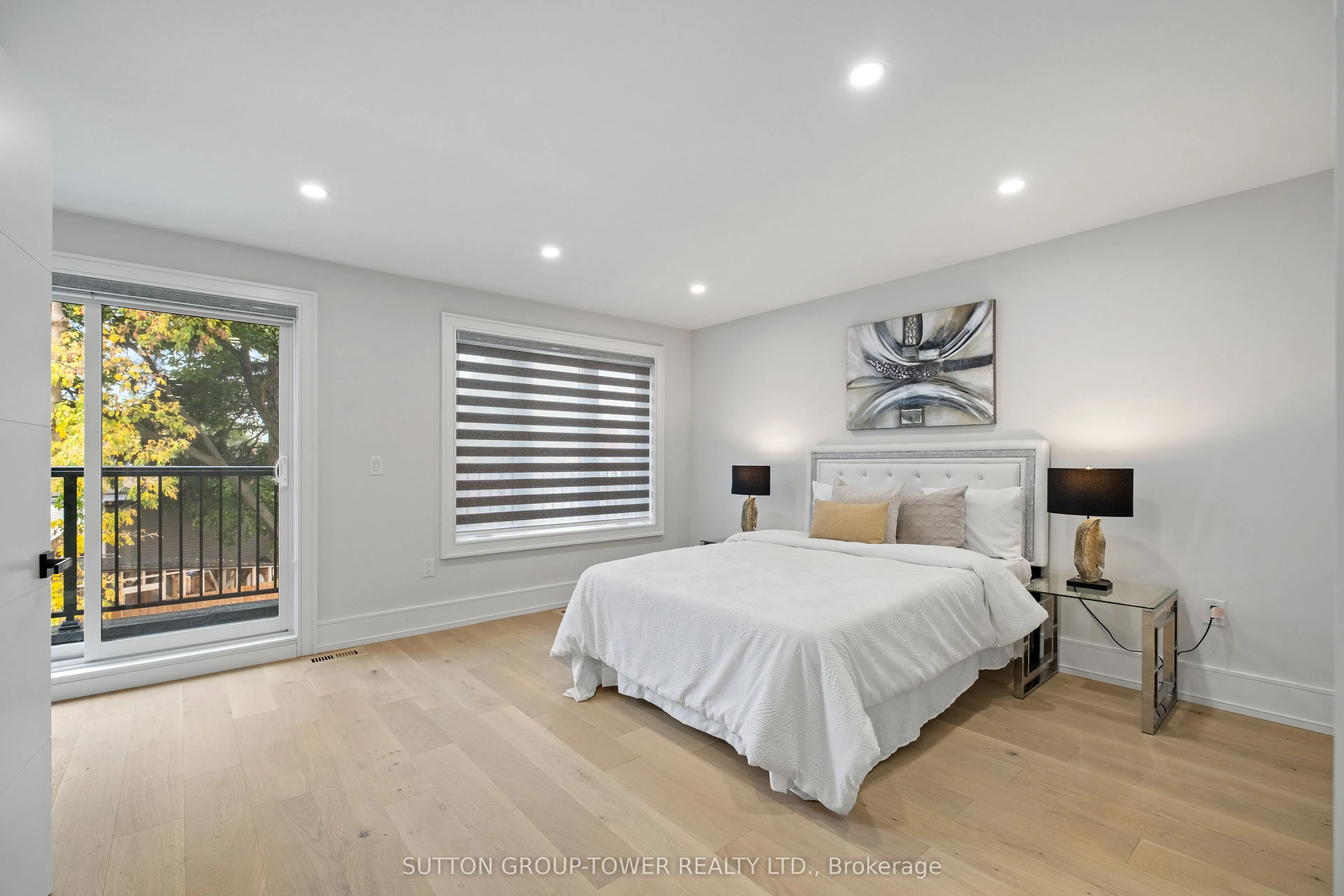 48 Silverthorn Avenue