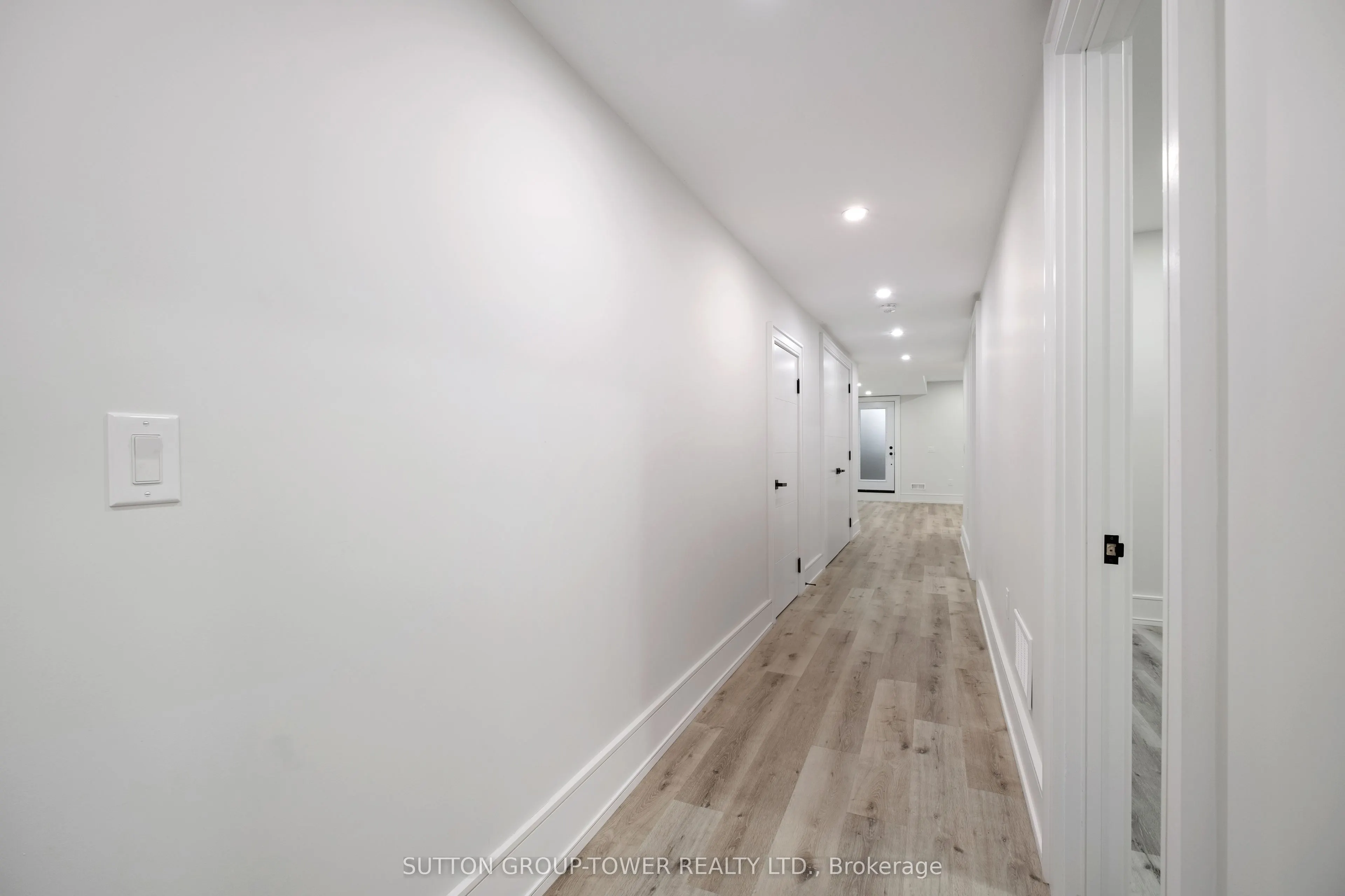 48 Silverthorn Avenue