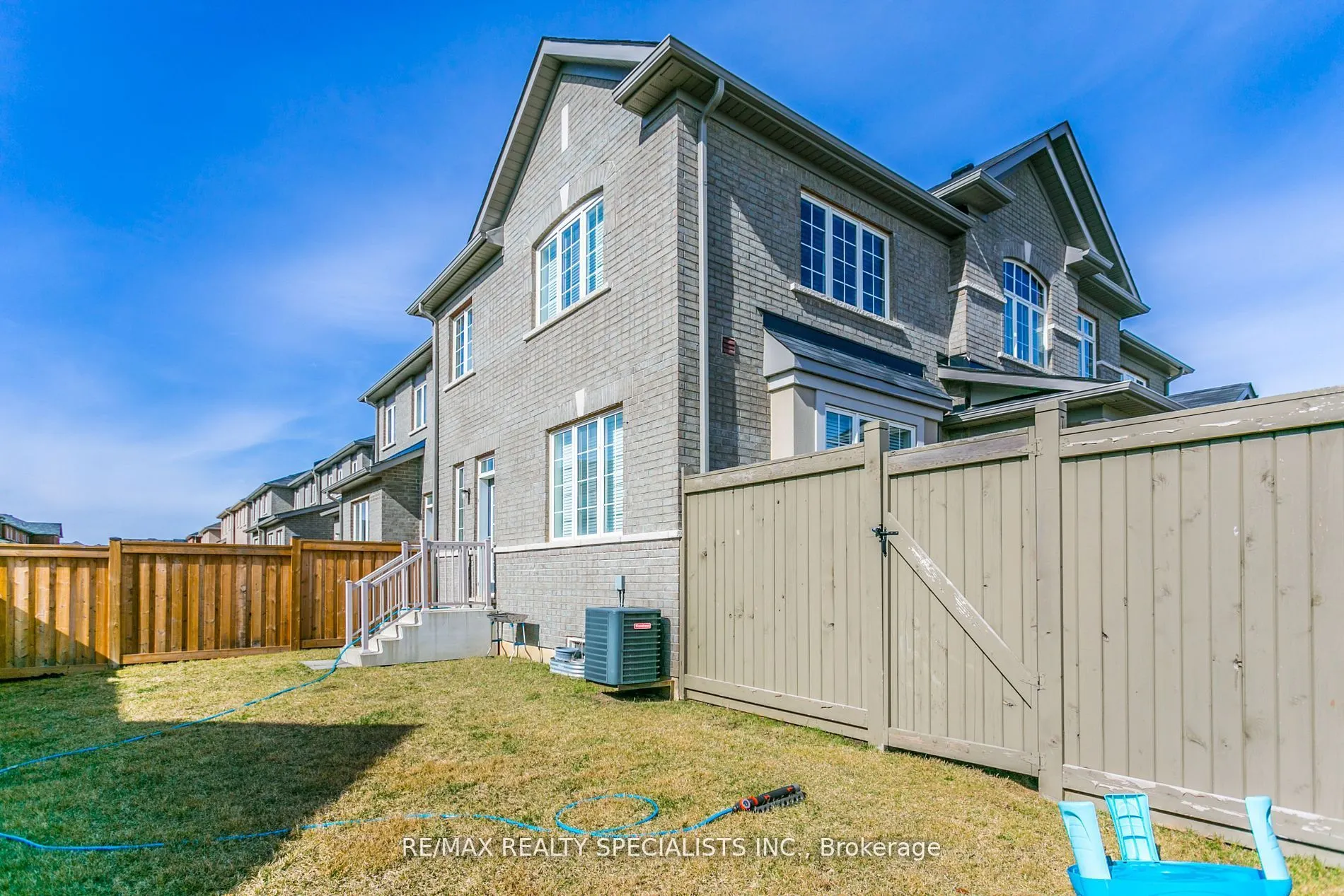 1558 Carr Landing