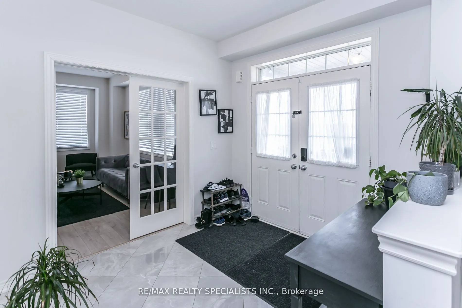 1558 Carr Landing