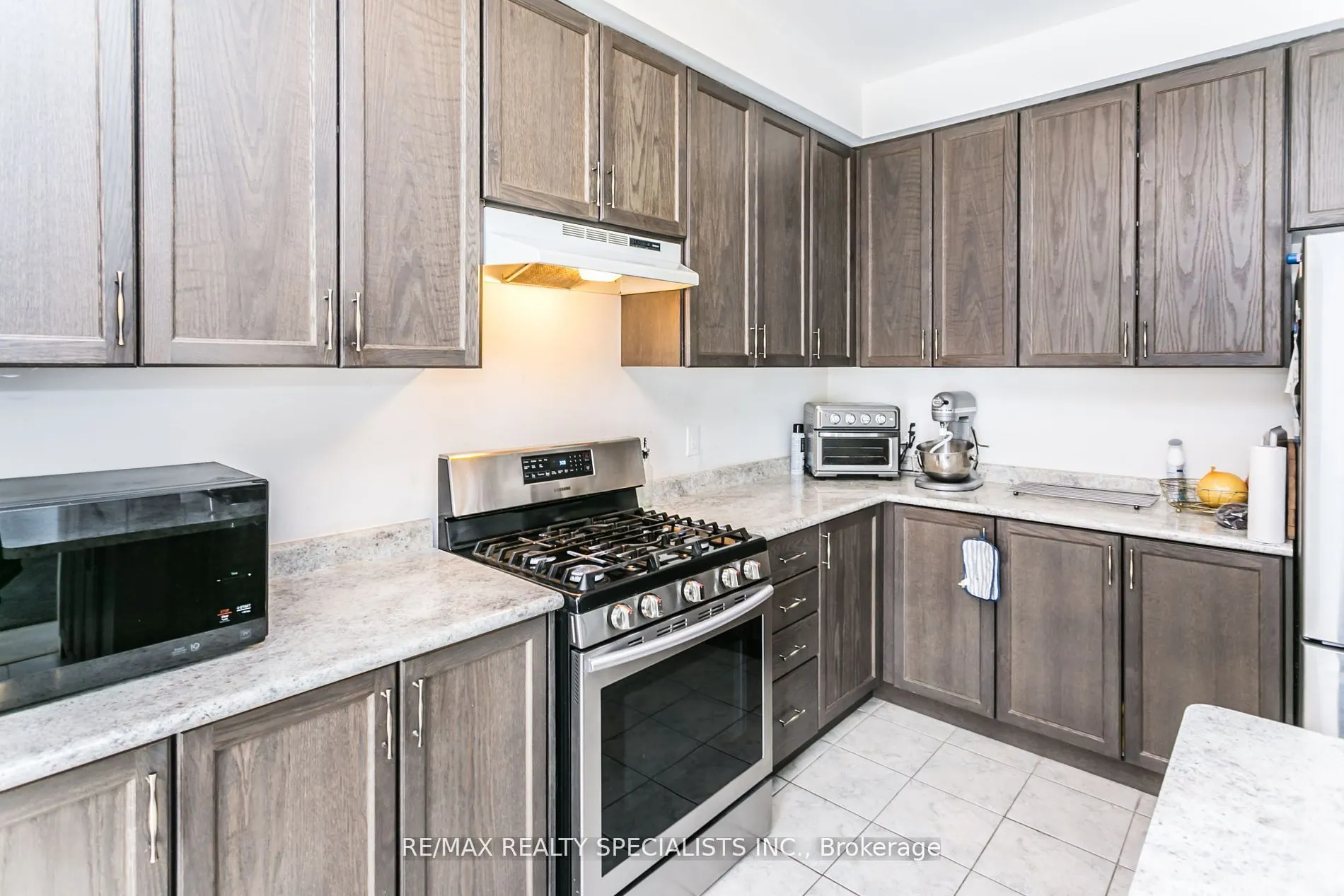 1558 Carr Landing