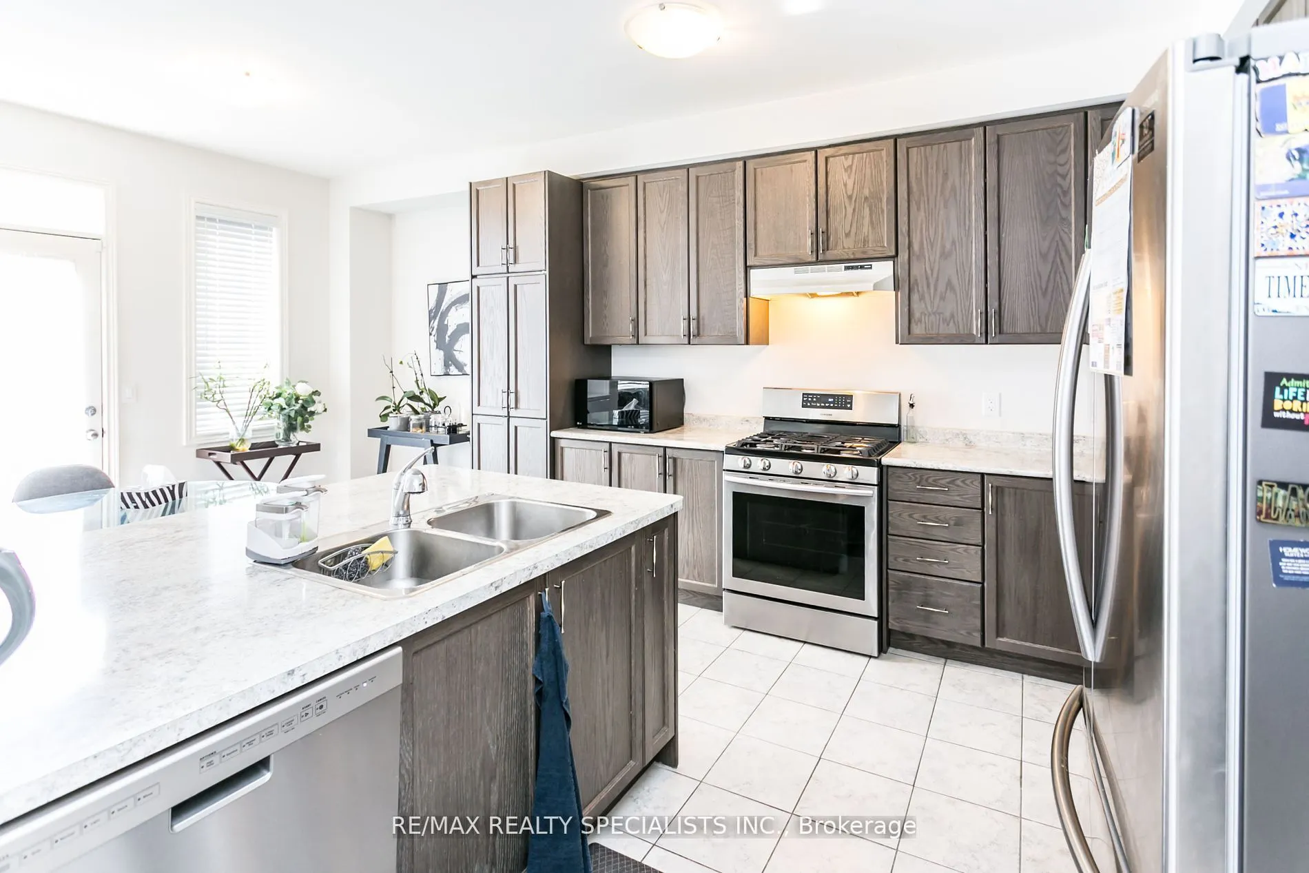 1558 Carr Landing