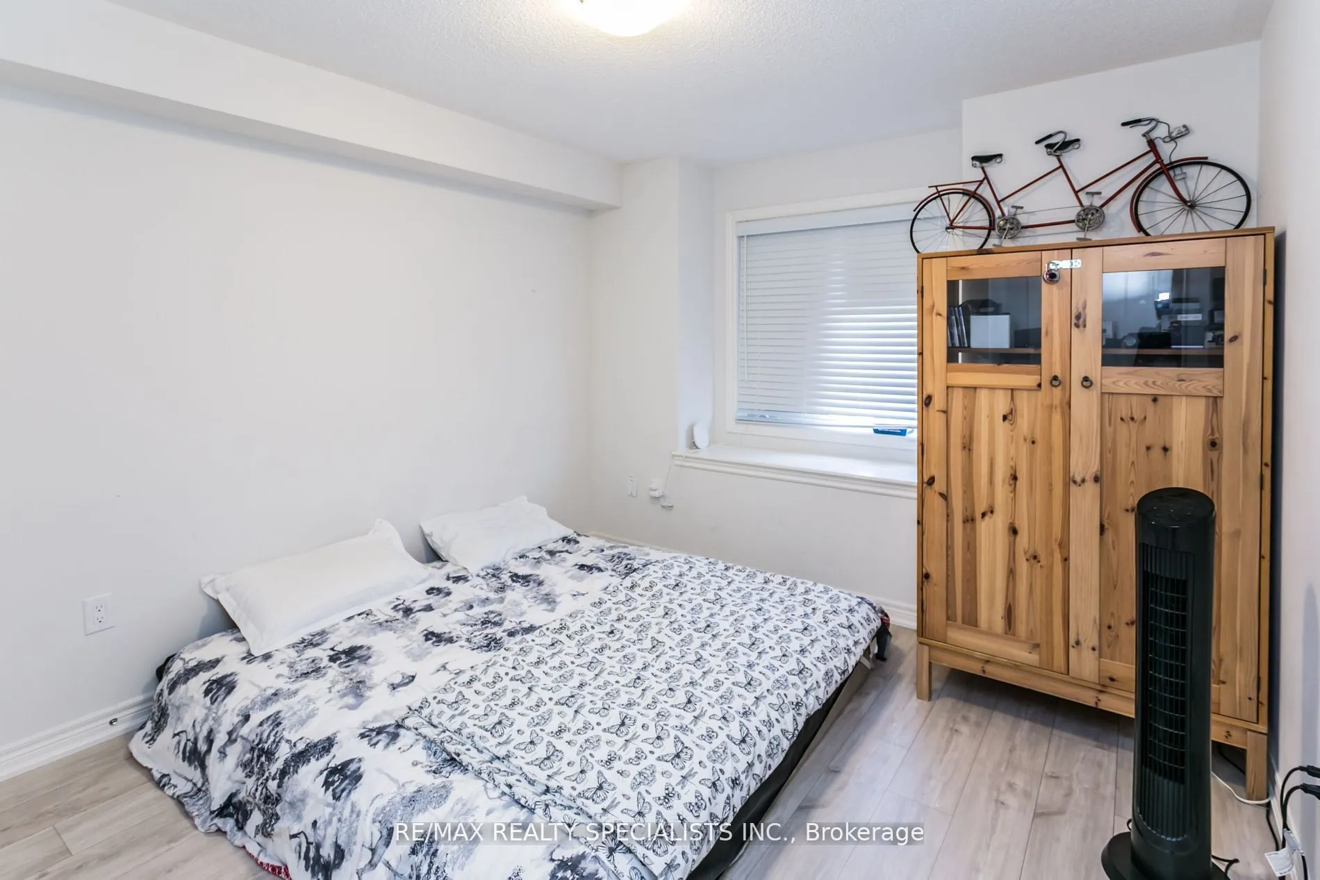 1558 Carr Landing