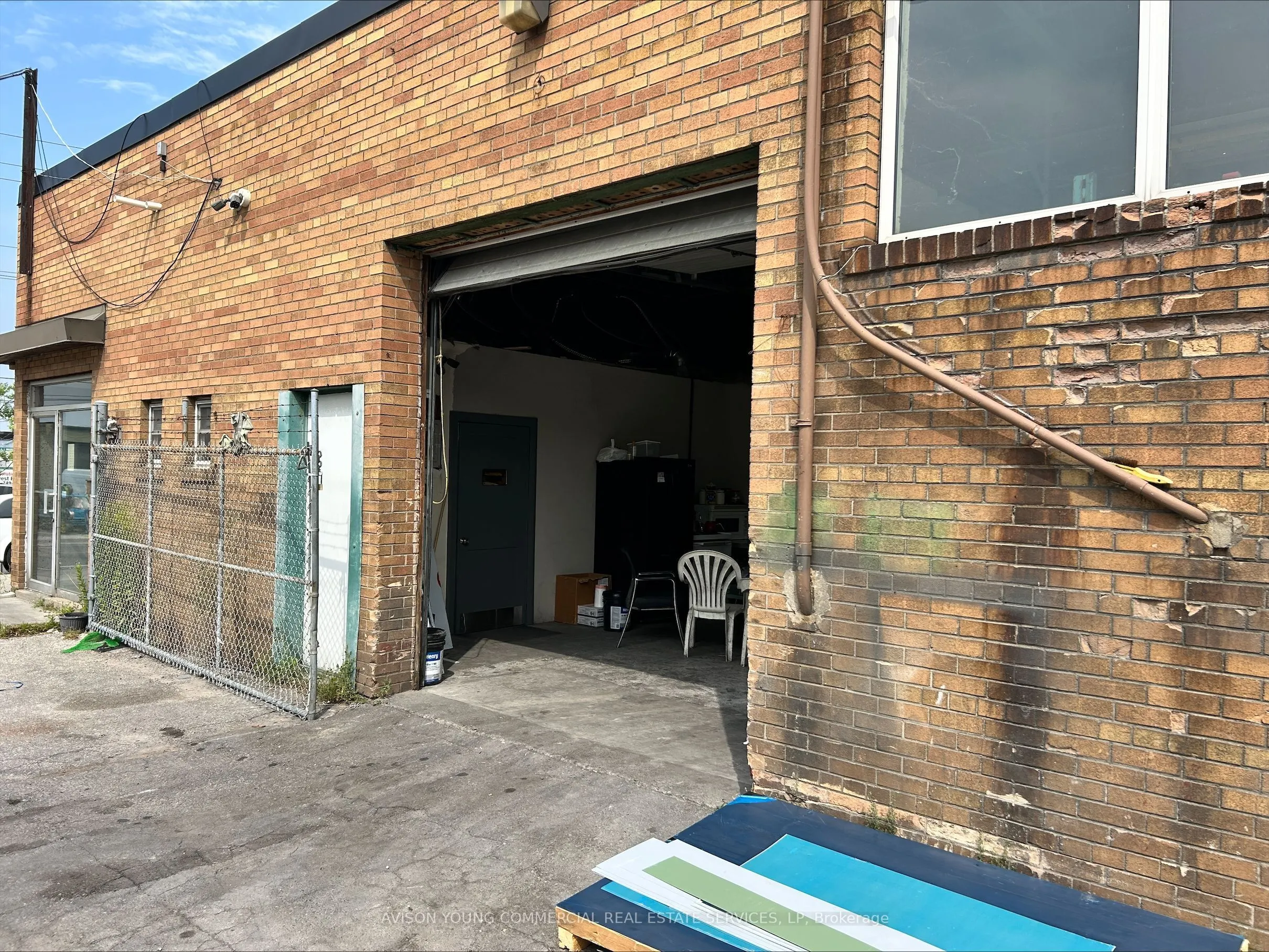131 Oakdale Road