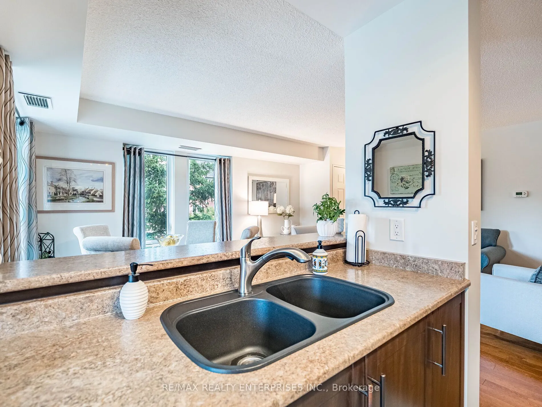 2300 Parkhaven Boulevard, #303