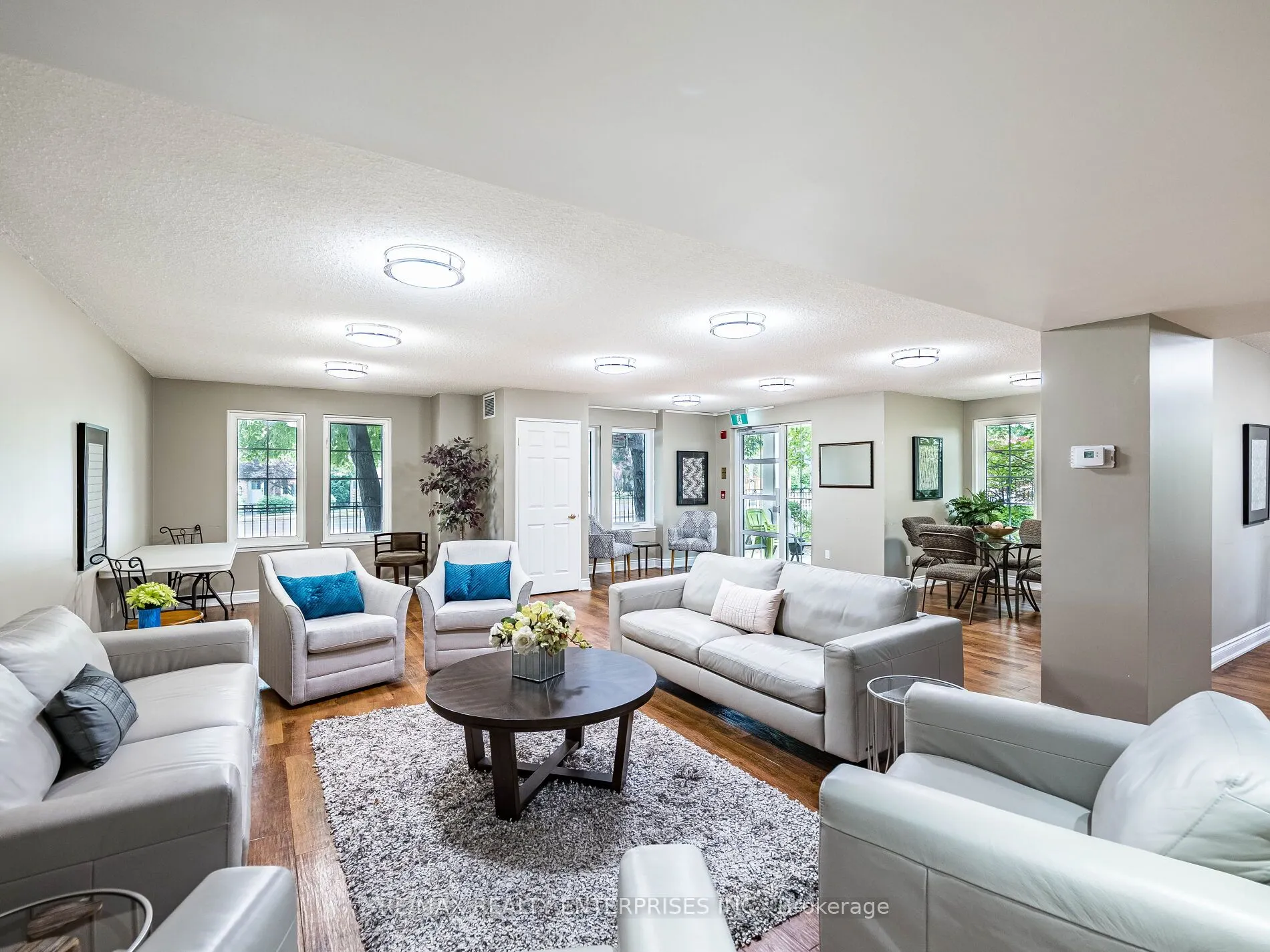 2300 Parkhaven Boulevard, #303