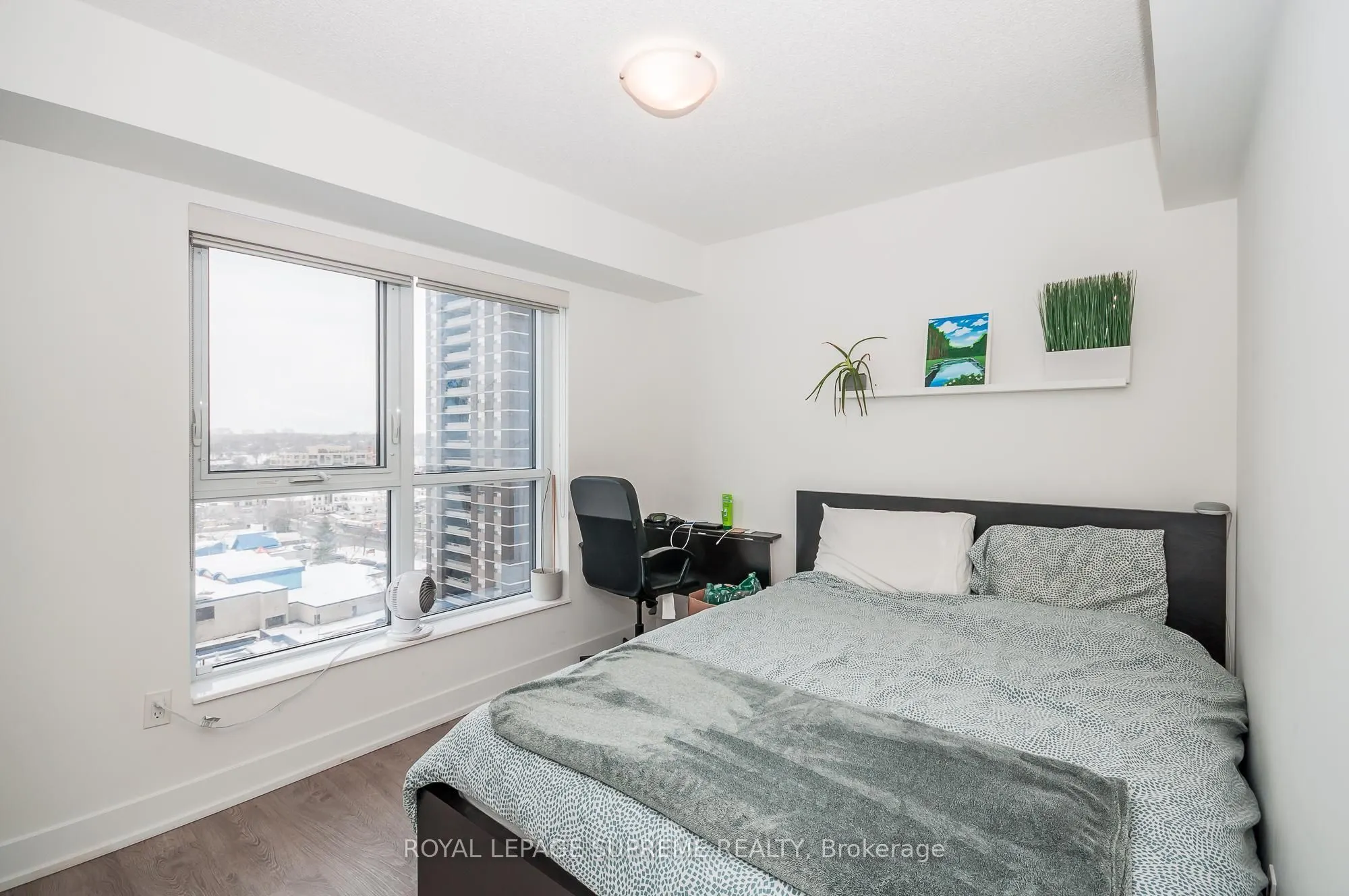 9 Mabelle Avenue, #1417