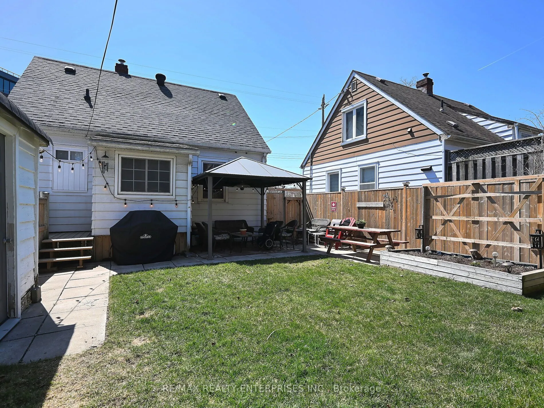 13 Avon Park Drive