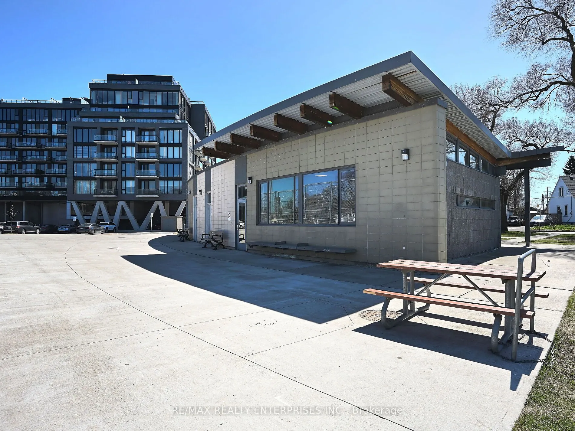 13 Avon Park Drive