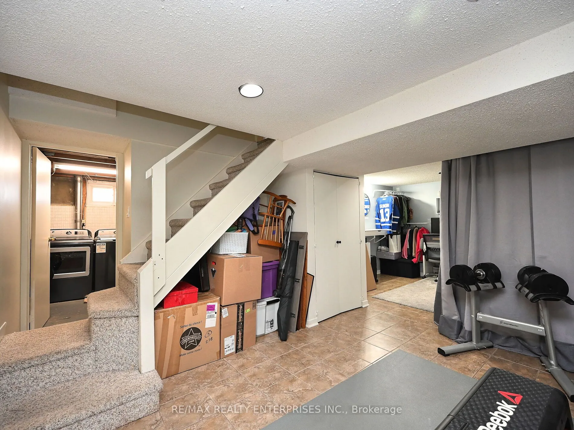 13 Avon Park Drive