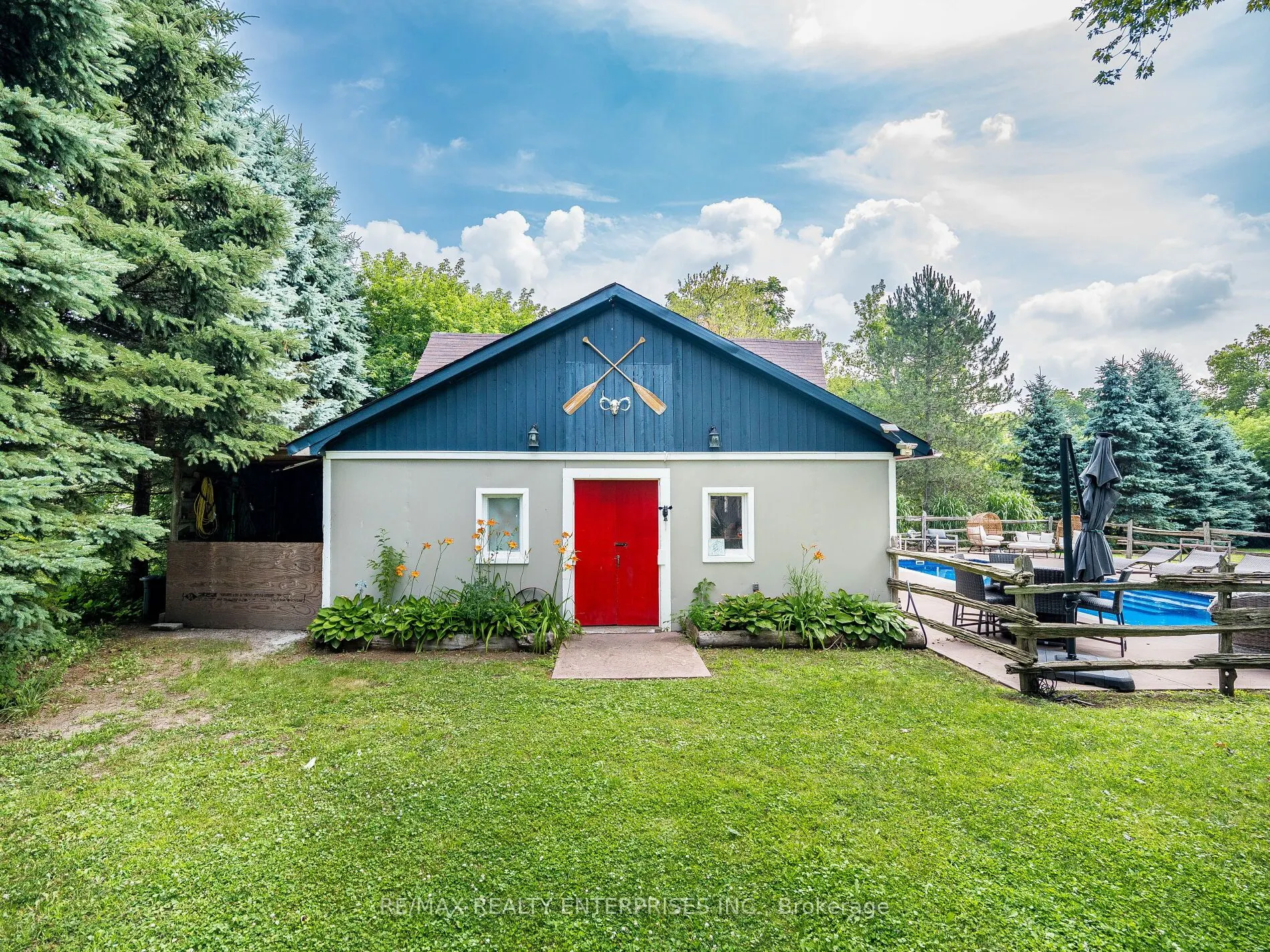 8375 Credit View Road