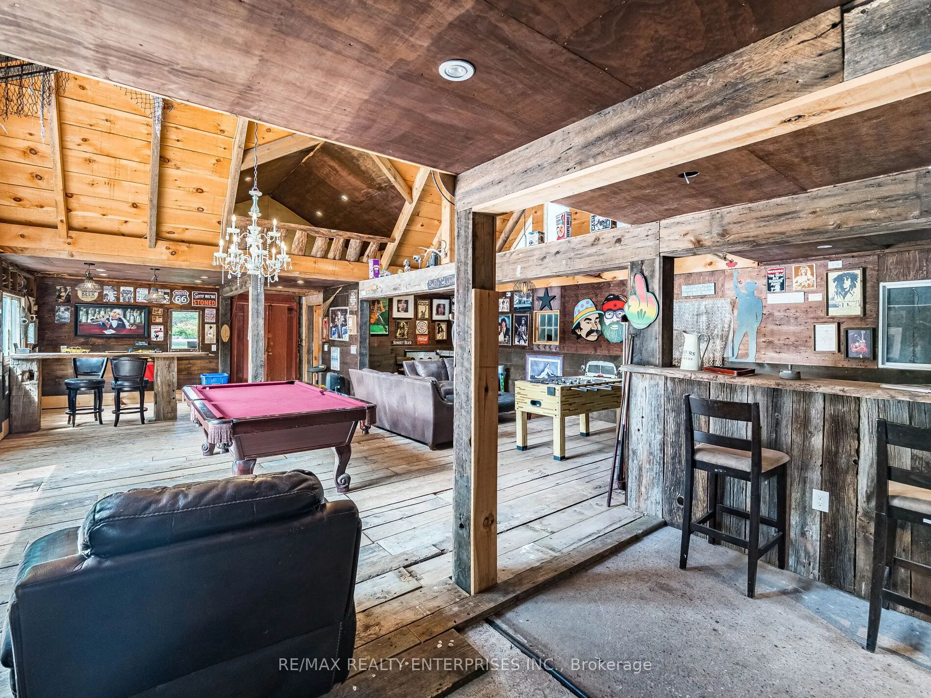8375 Credit View Road