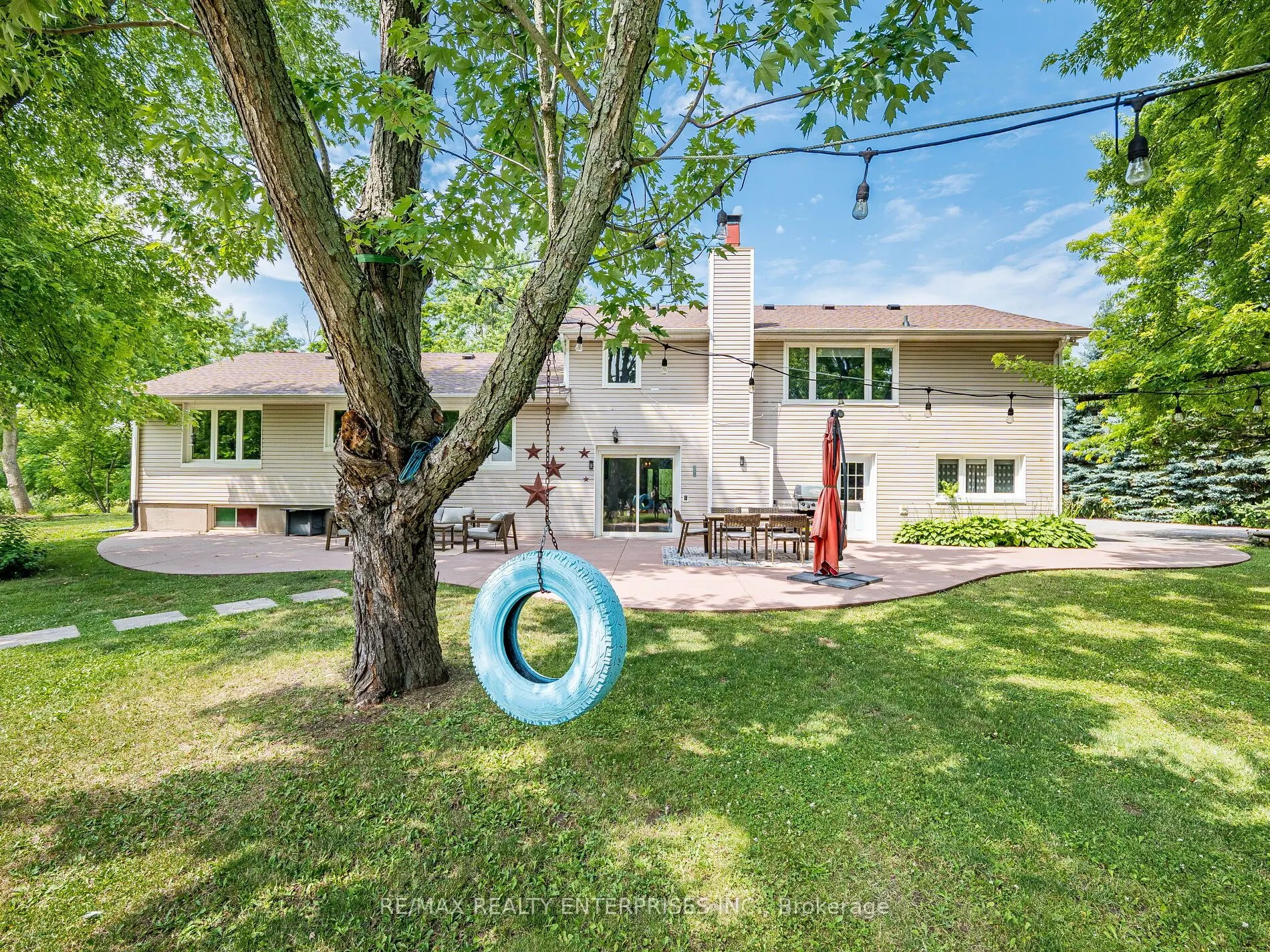 8375 Credit View Road