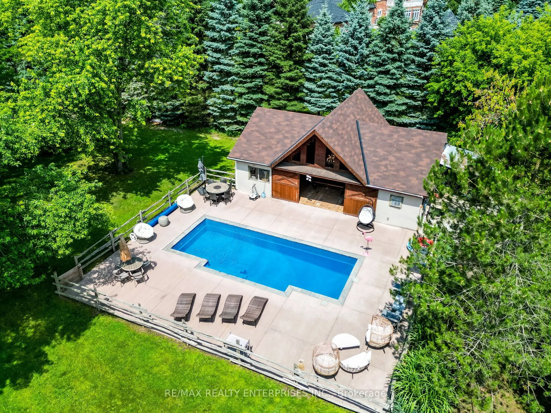 8375 Credit View Road