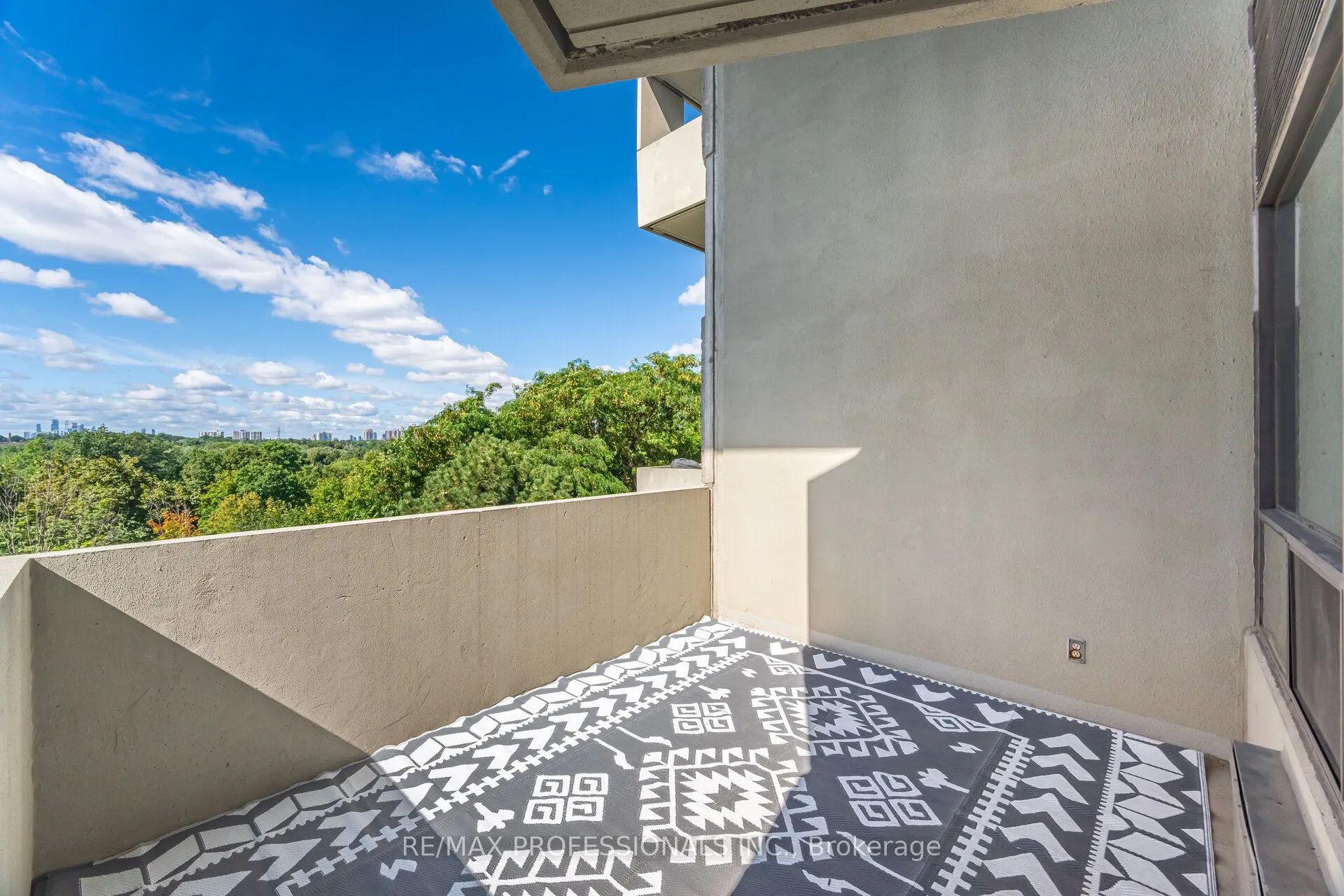 284 Mill Road, #B4