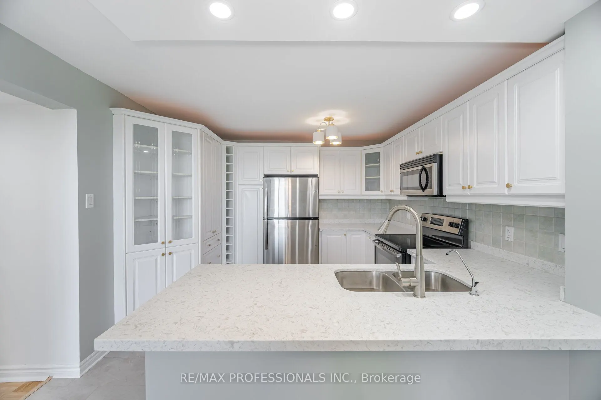 284 Mill Road, #B4