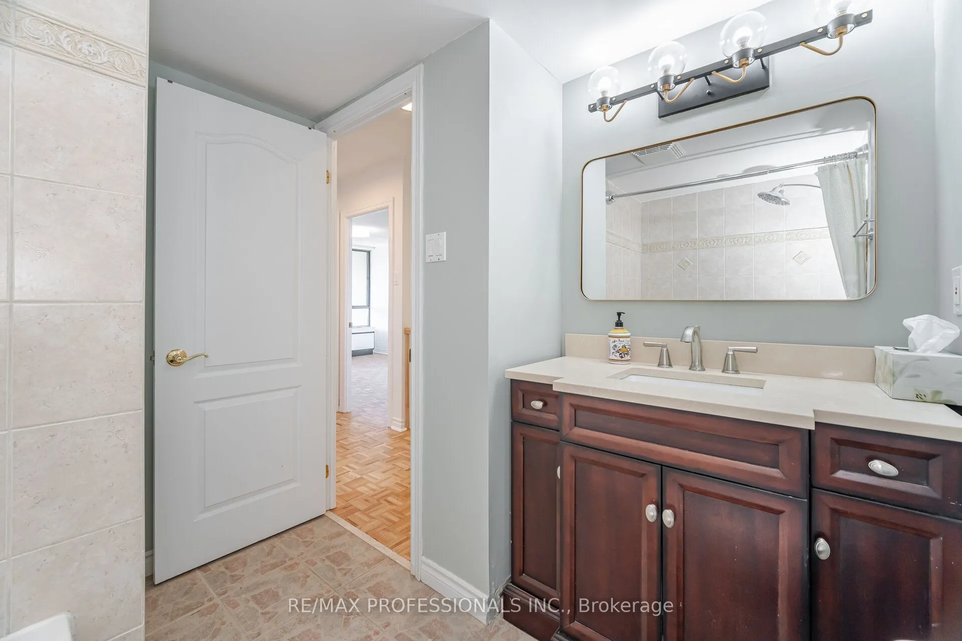 284 Mill Road, #B4