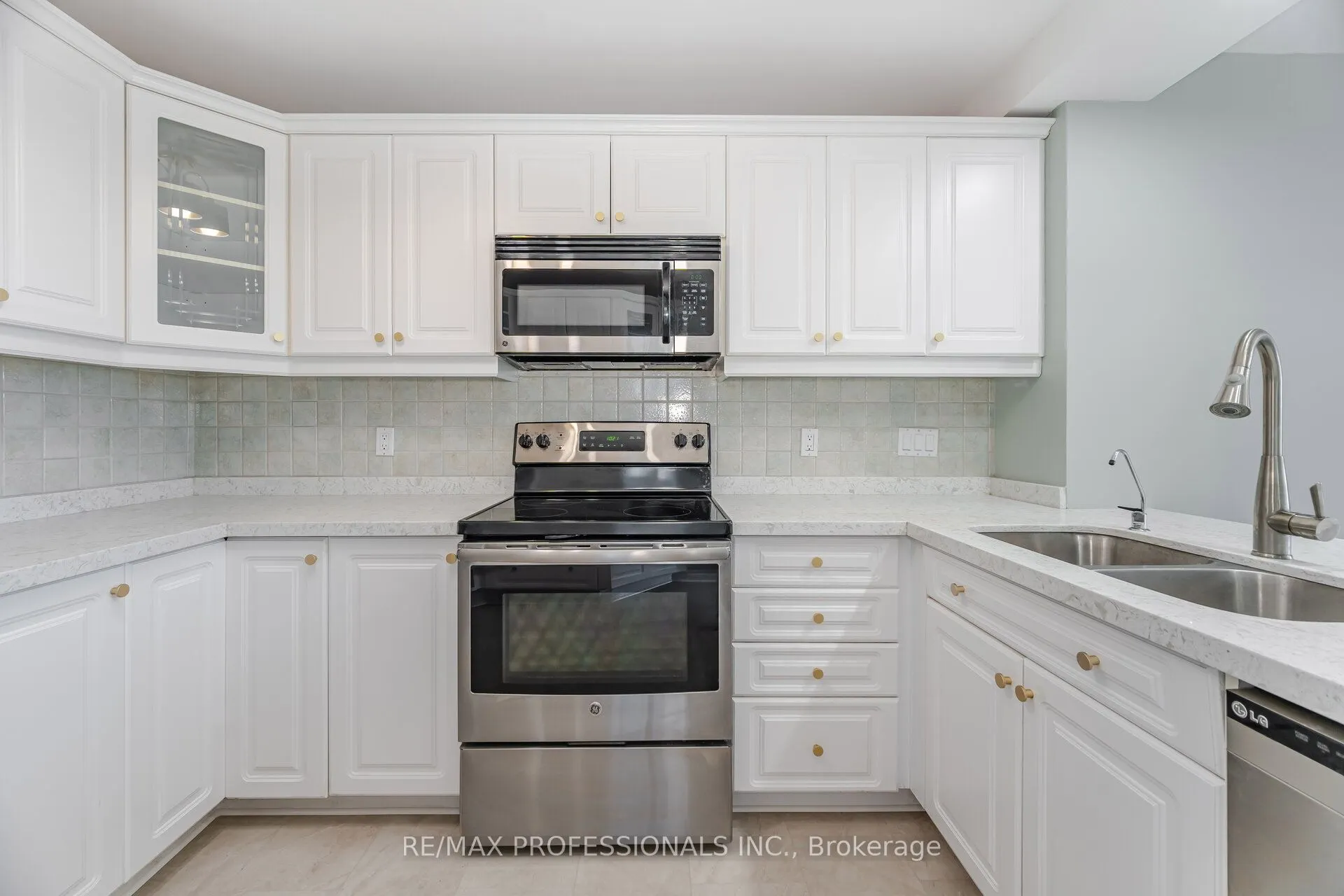 284 Mill Road, #B4