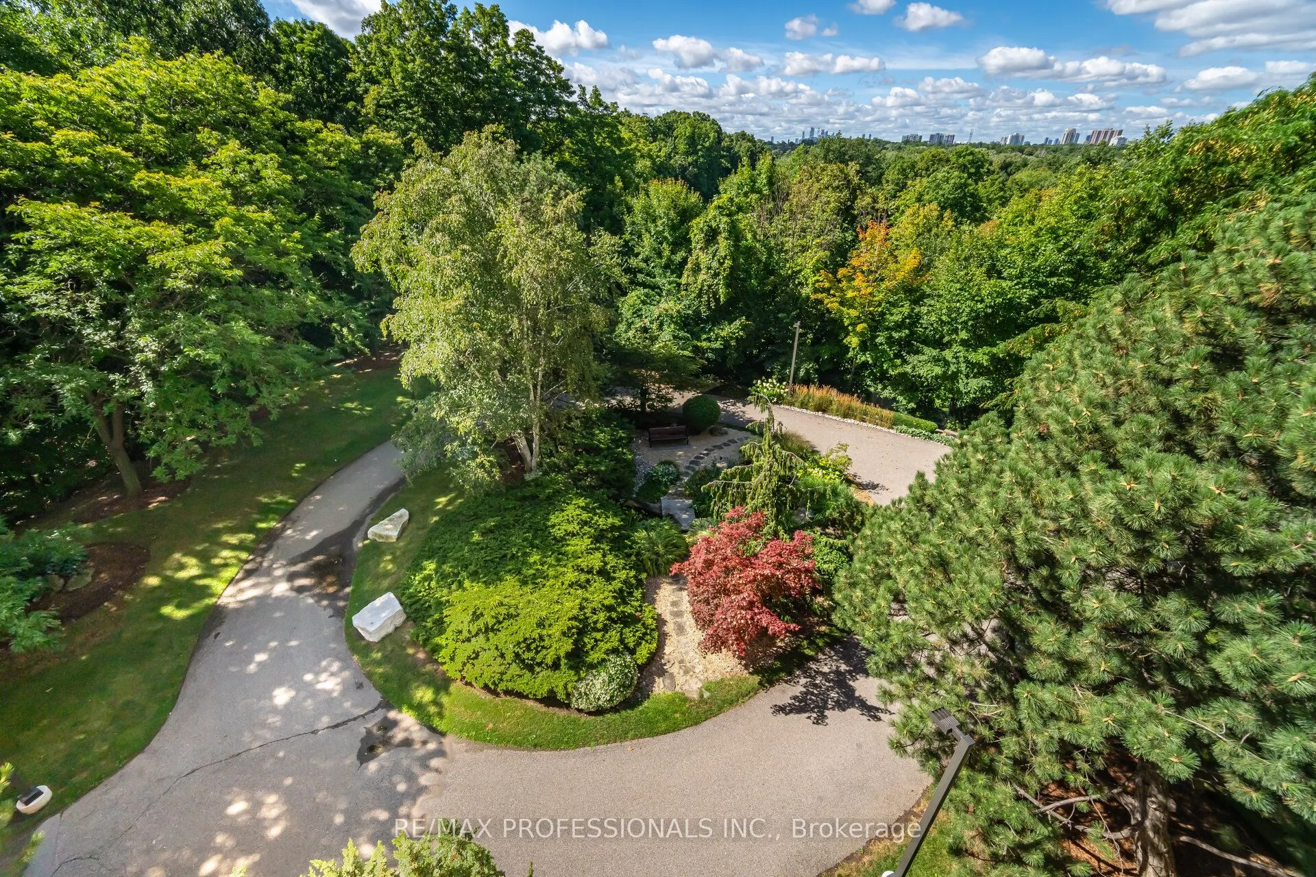 284 Mill Road, #B4