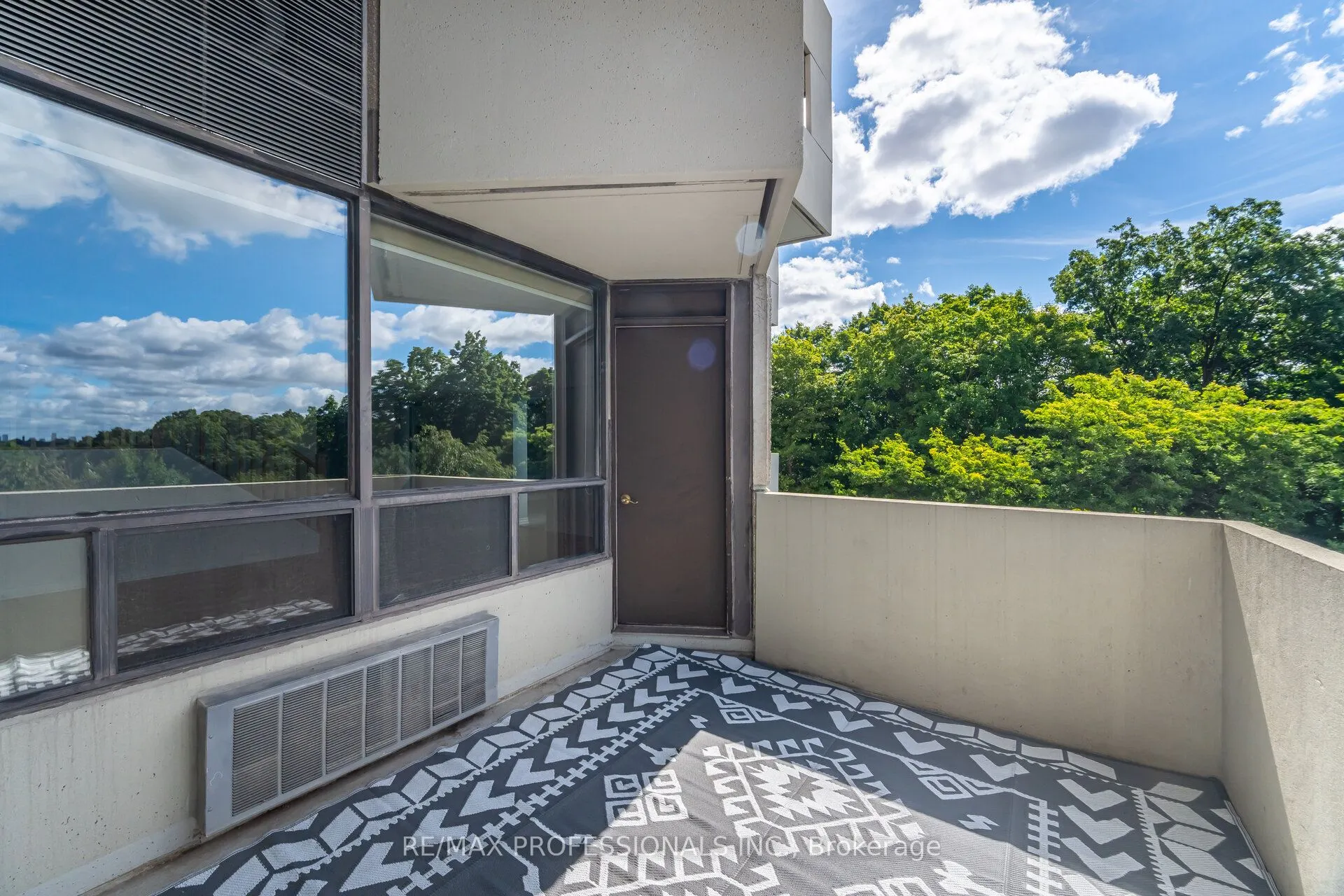 284 Mill Road, #B4