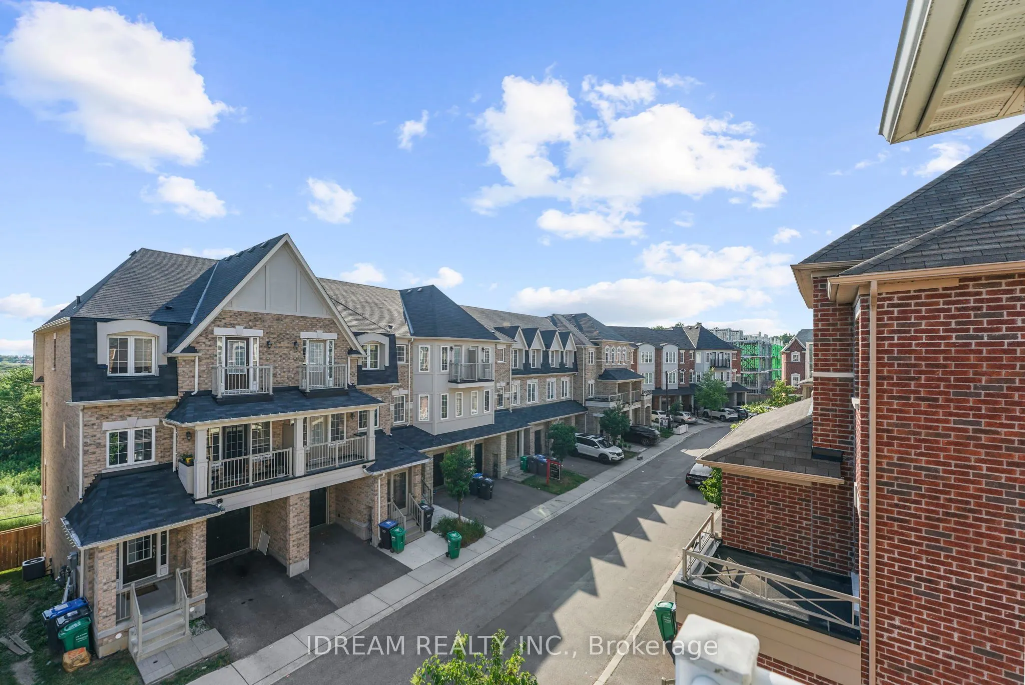 21 Miami Grove