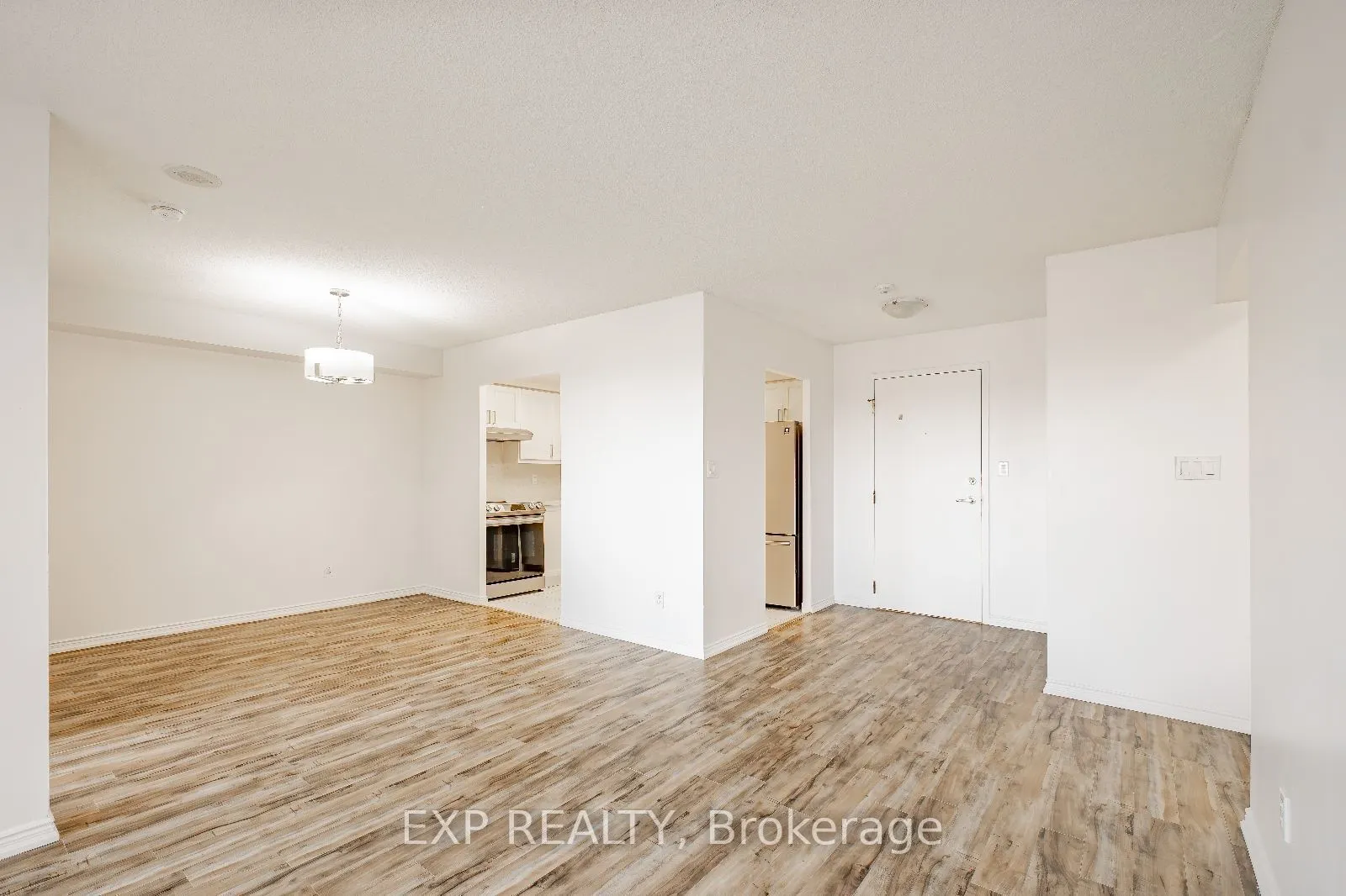 135 Hillcrest Avenue, #805