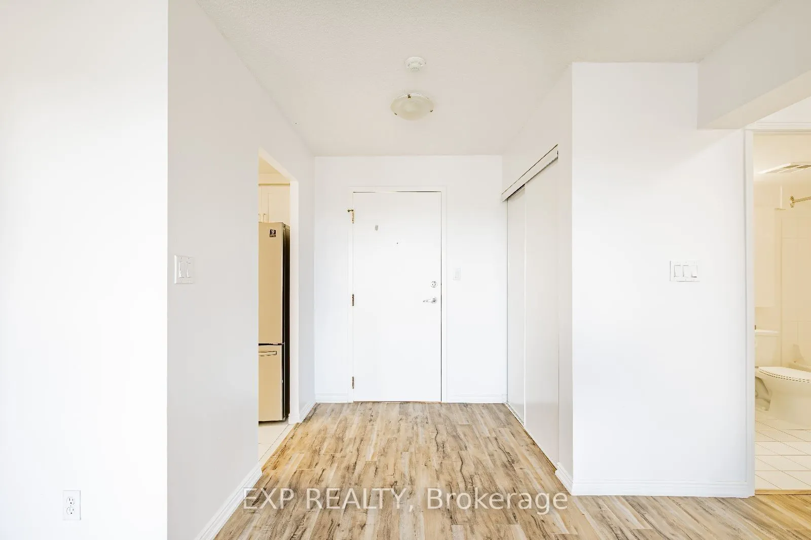 135 Hillcrest Avenue, #805
