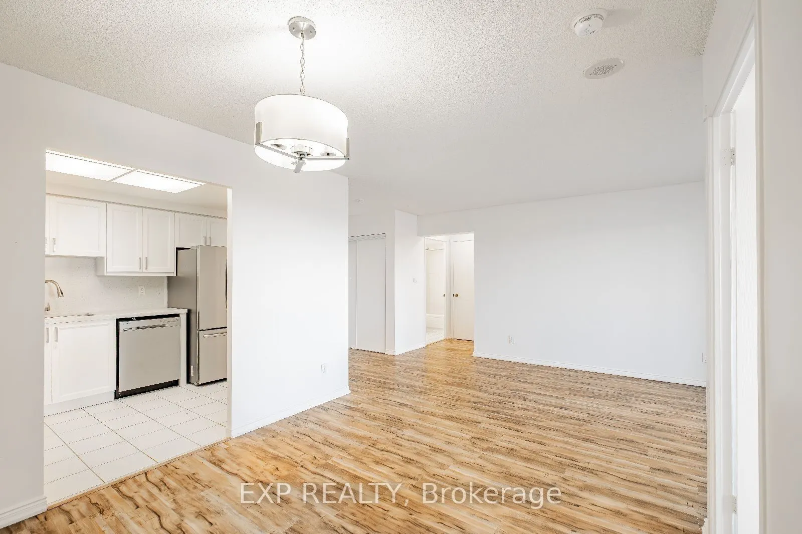 135 Hillcrest Avenue, #805