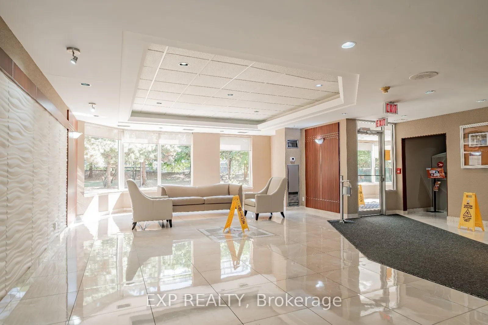 135 Hillcrest Avenue, #805