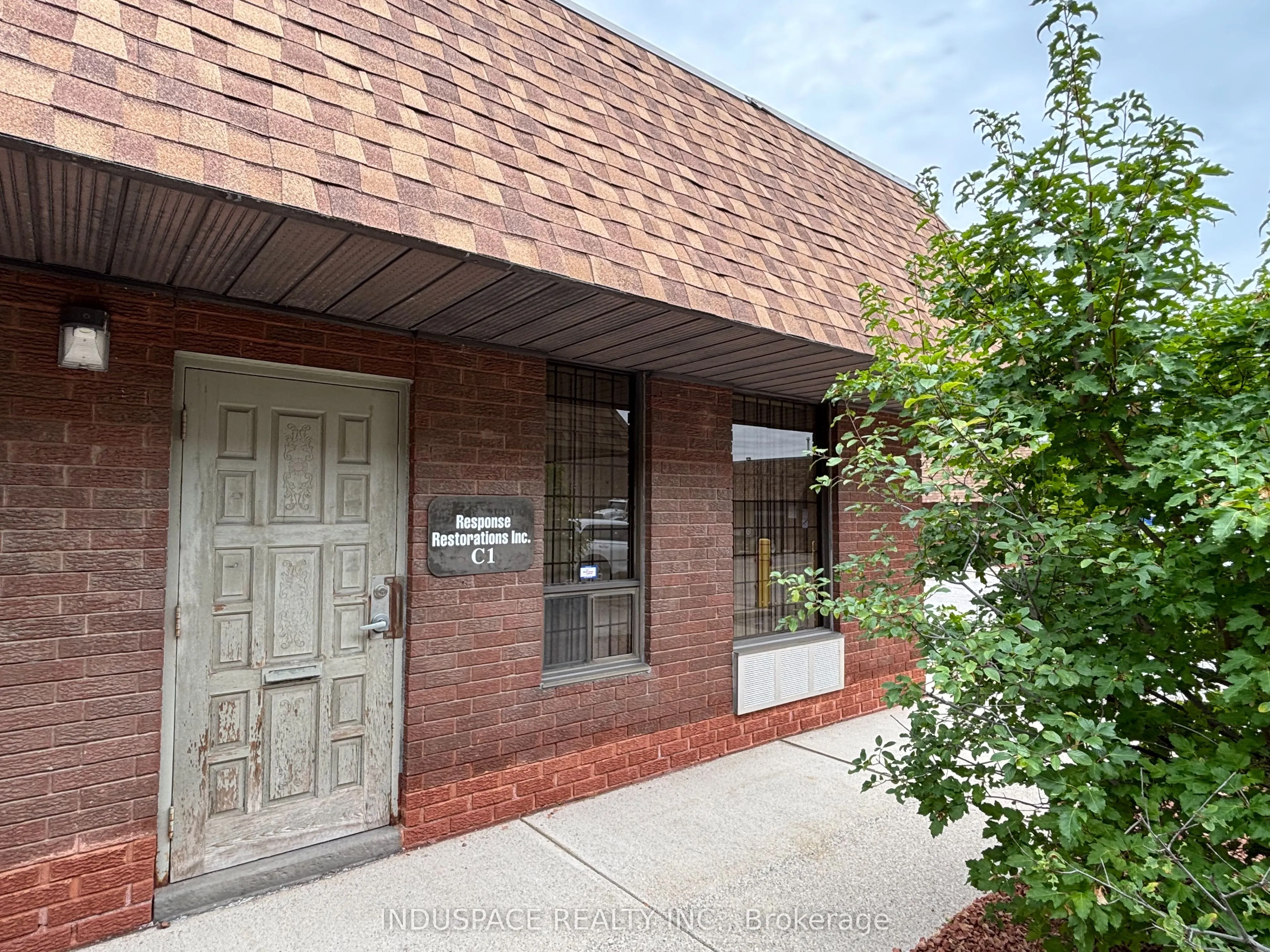 1585 Britannia Road E, ## C1
