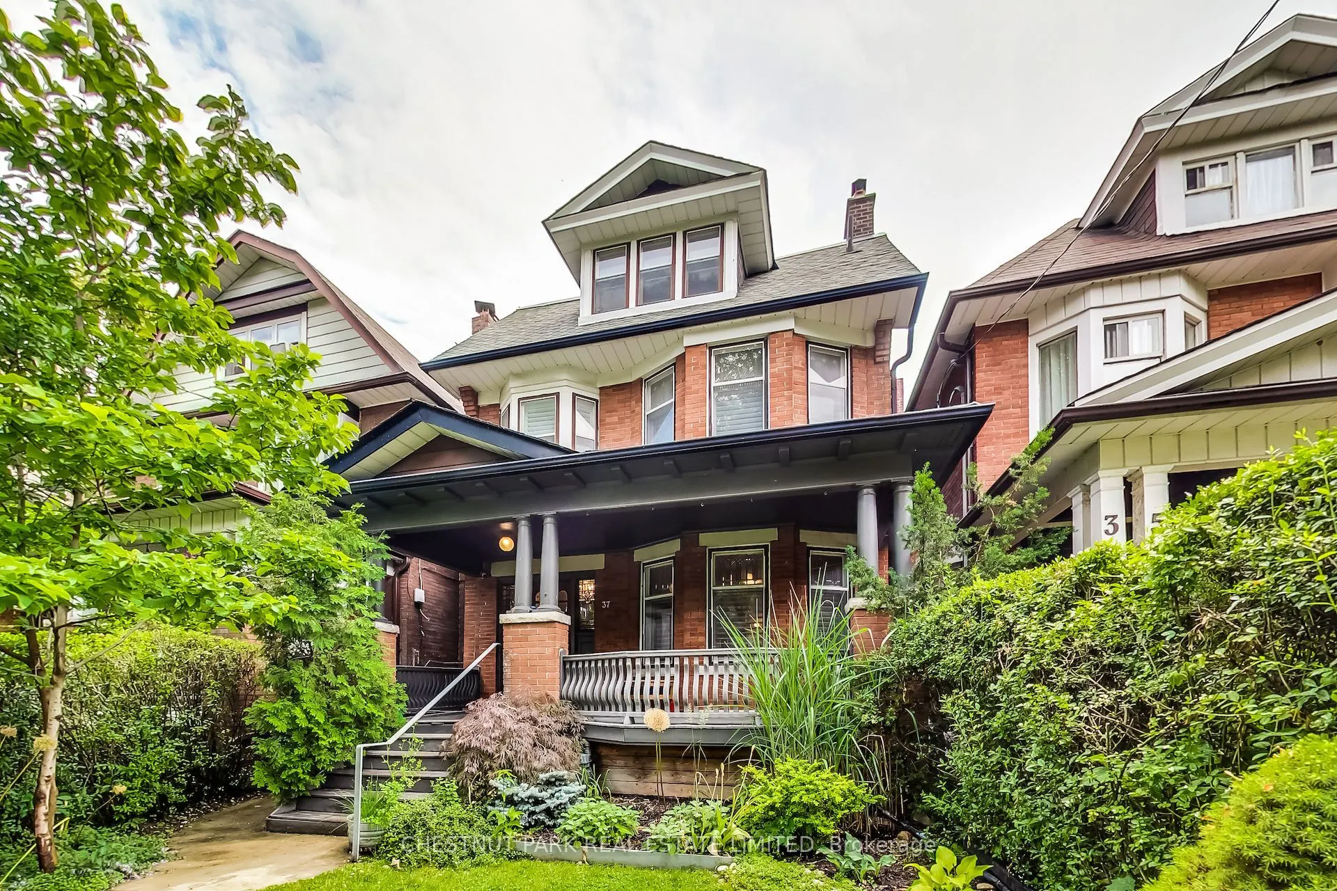 37 Tyndall Avenue, #Lower
