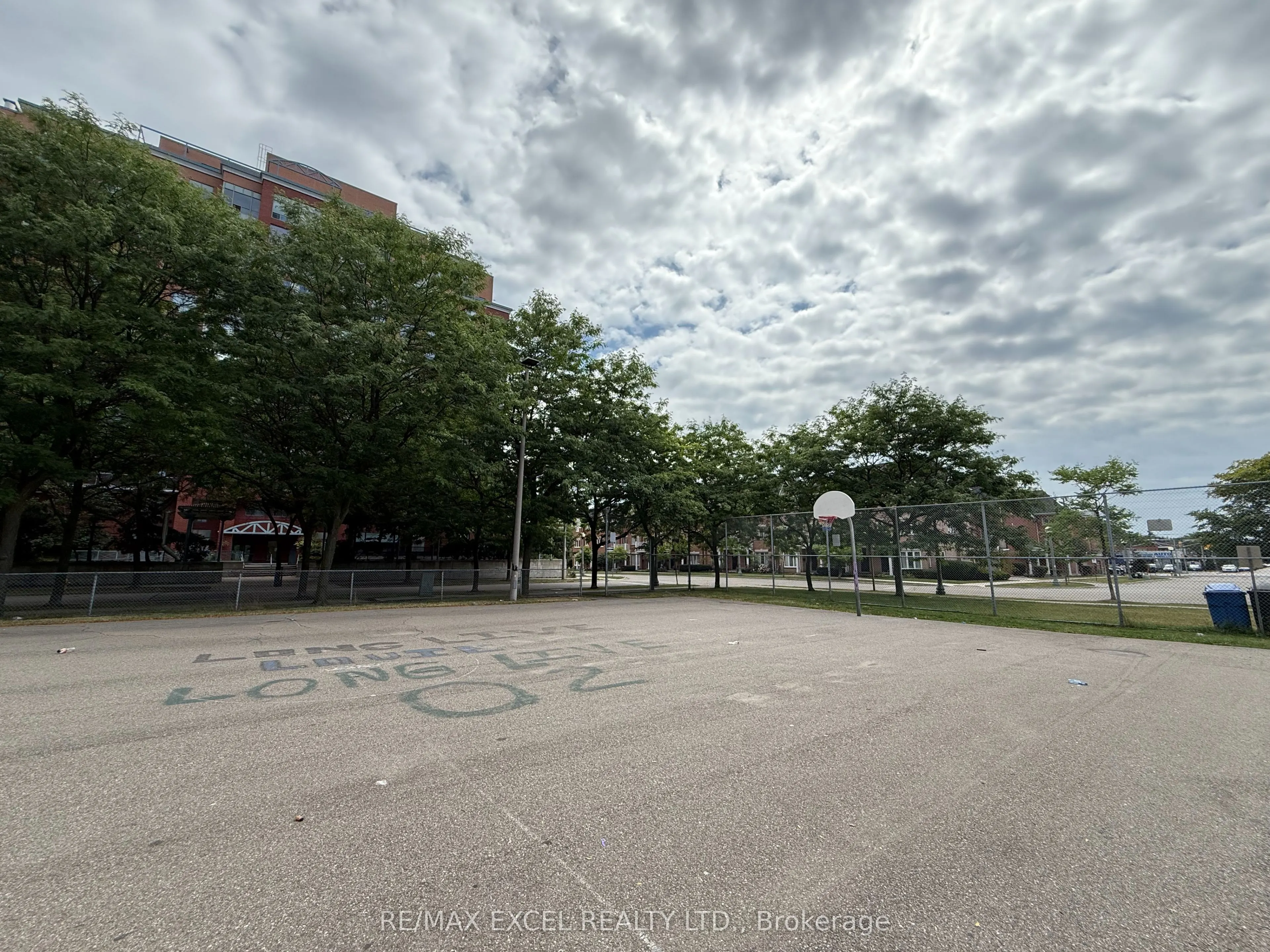 15 William Jackson Way, #24