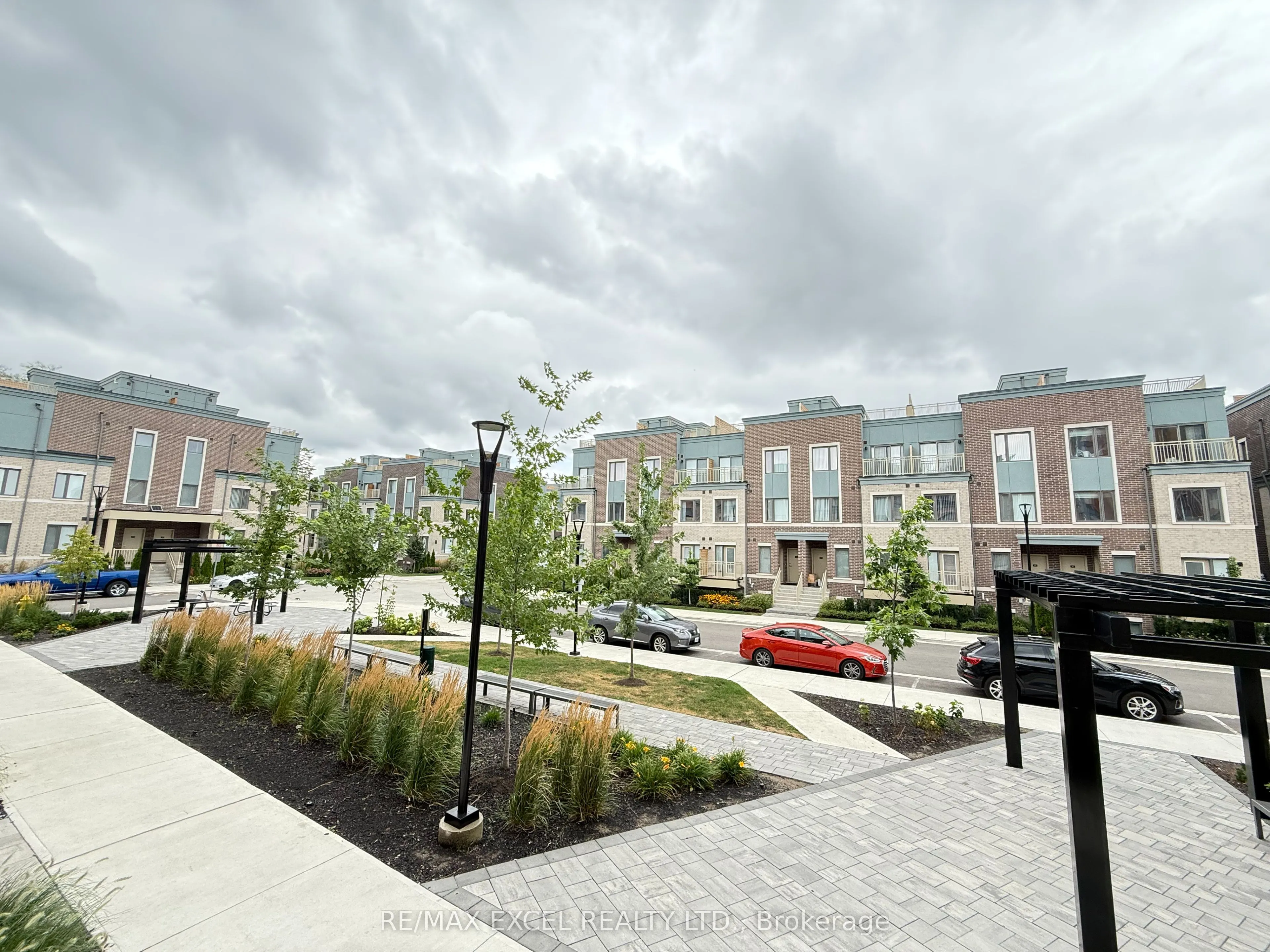 15 William Jackson Way, #24