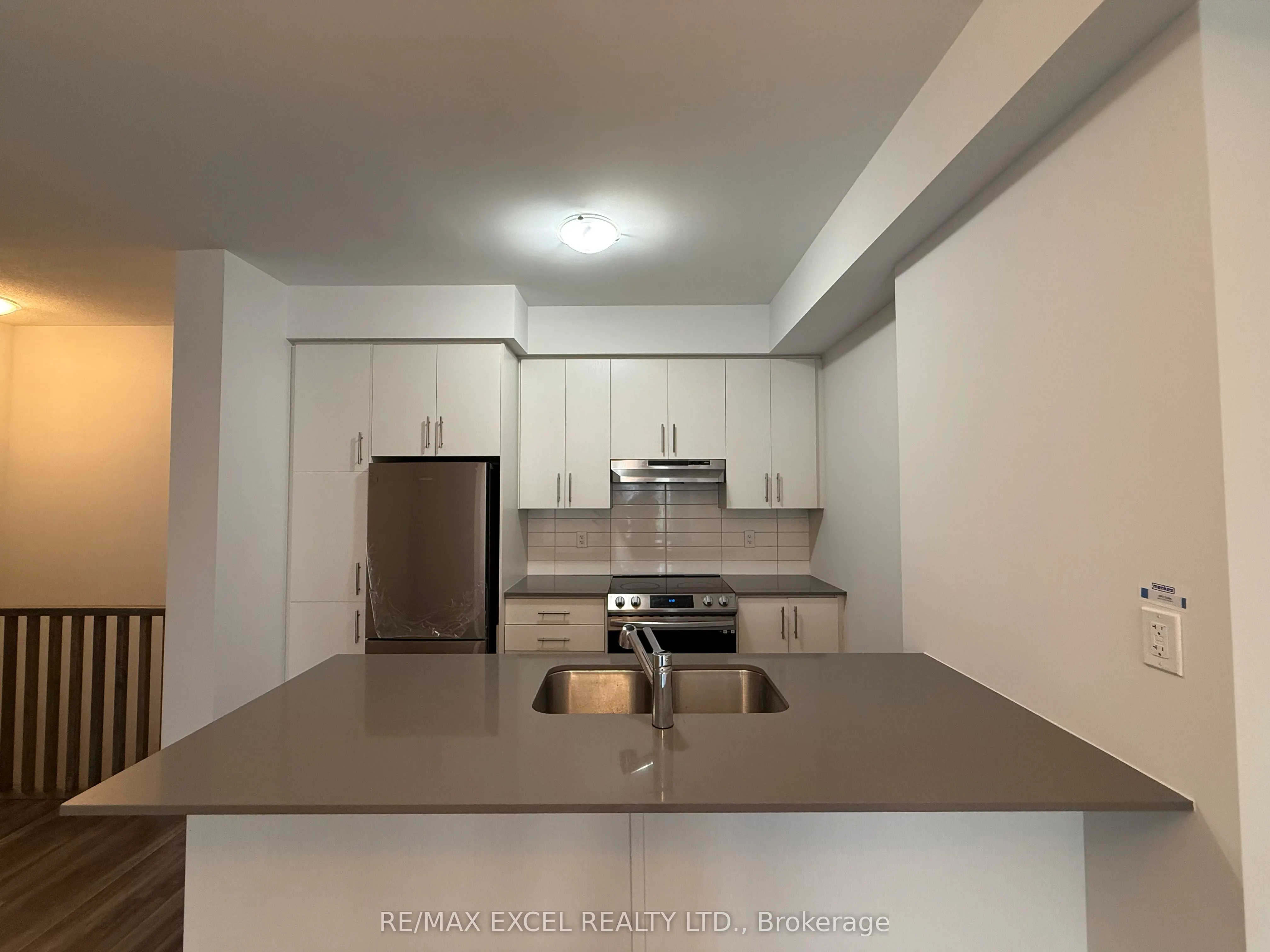 15 William Jackson Way, #24