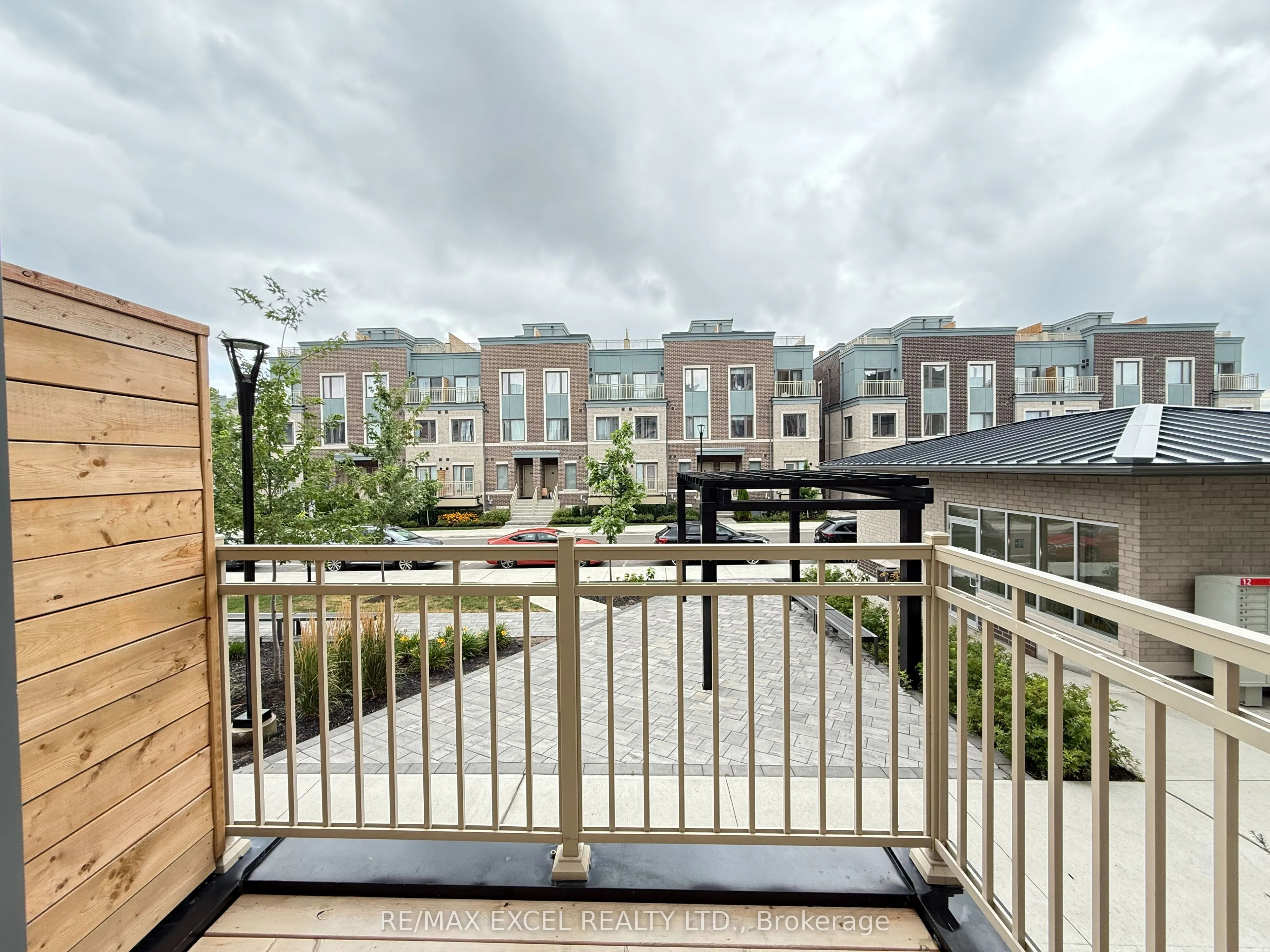 15 William Jackson Way, #24