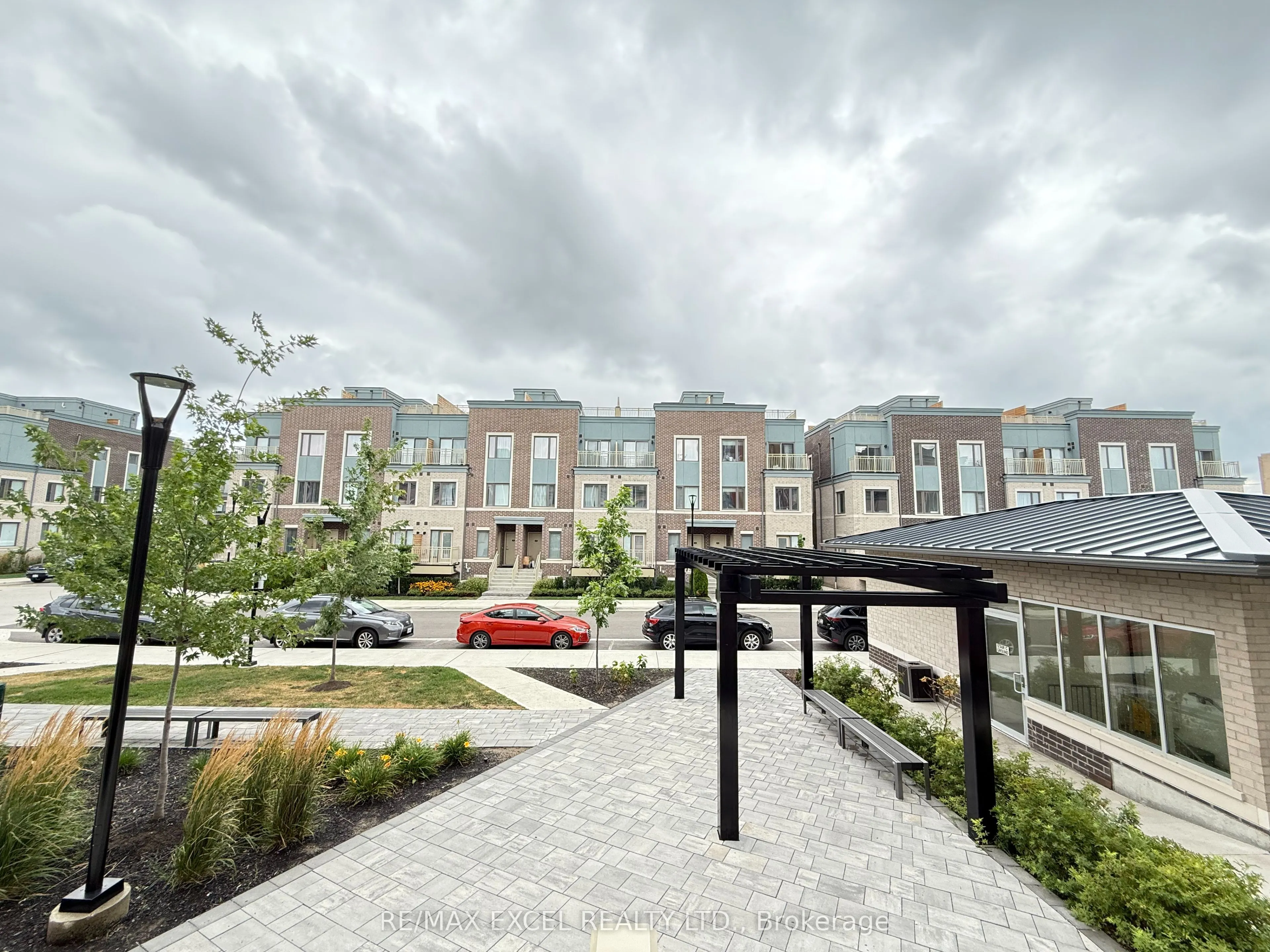 15 William Jackson Way, #24