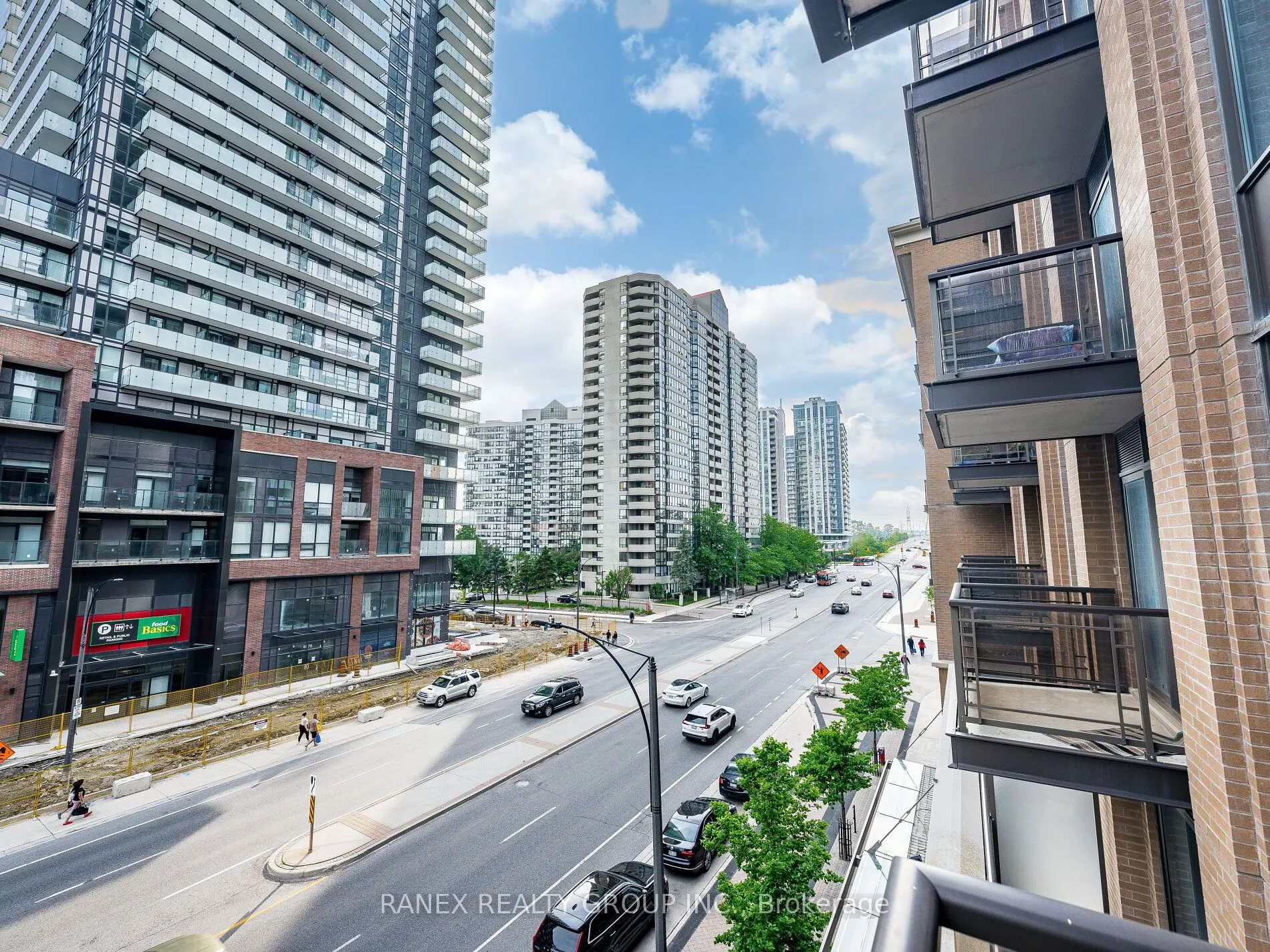 385 Prince Of Wales Drive, #416