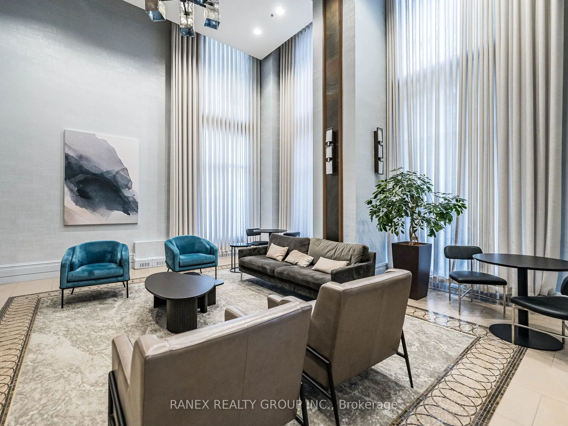 385 Prince Of Wales Drive, #416