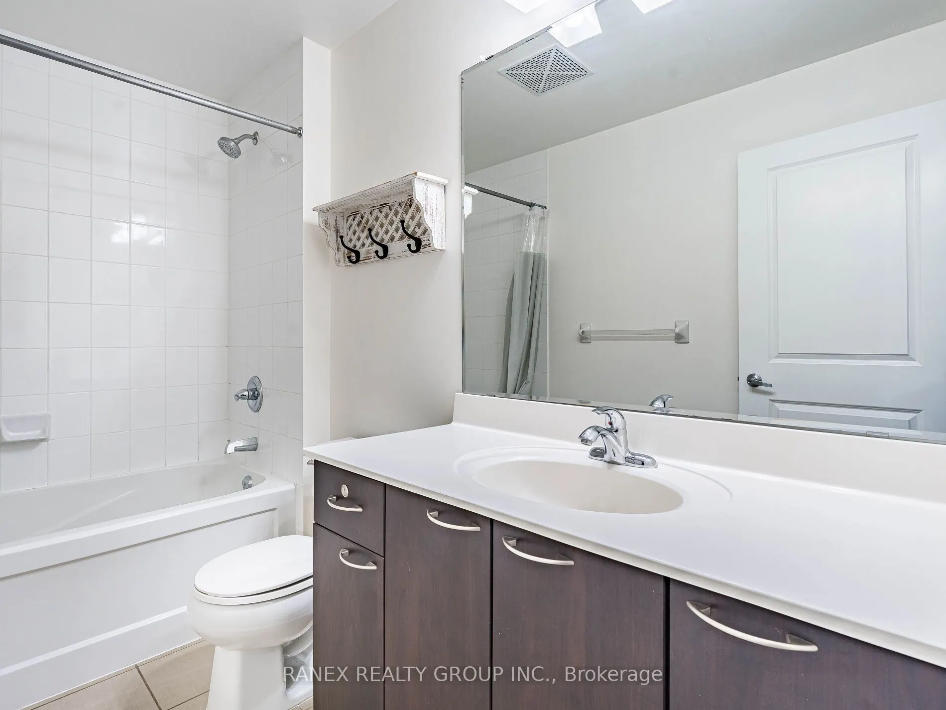 385 Prince Of Wales Drive, #416