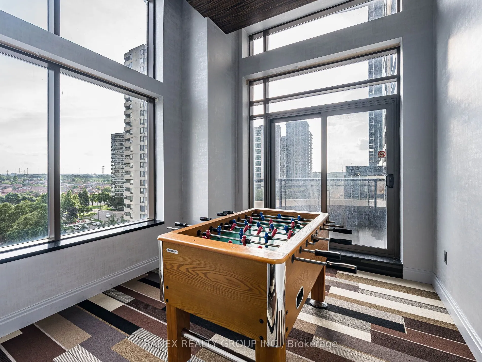 385 Prince Of Wales Drive, #416
